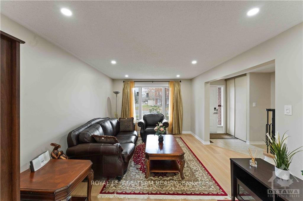 Photo 7 of Unit UPPER, 1520 Blohm Drive, Ottawa, Hunt Club Park — HOMEH