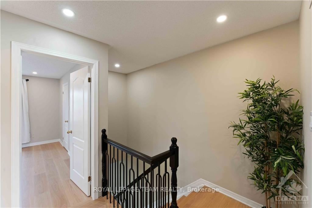 Photo 21 of Unit UPPER, 1520 Blohm Drive, Ottawa, Hunt Club Park — HOMEH
