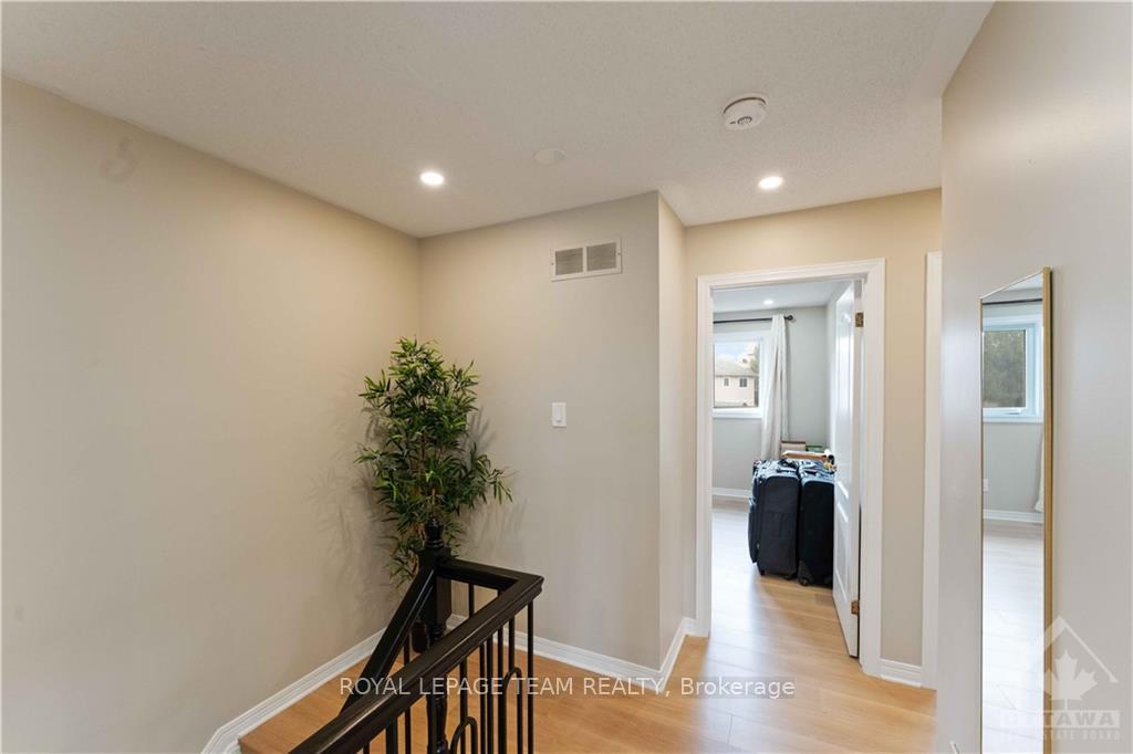 Photo 22 of Unit UPPER, 1520 Blohm Drive, Ottawa, Hunt Club Park — HOMEH