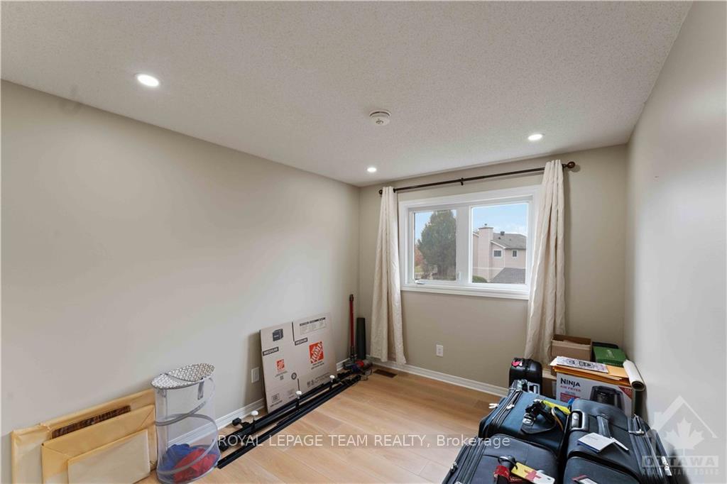 Photo 26 of Unit UPPER, 1520 Blohm Drive, Ottawa, Hunt Club Park — HOMEH