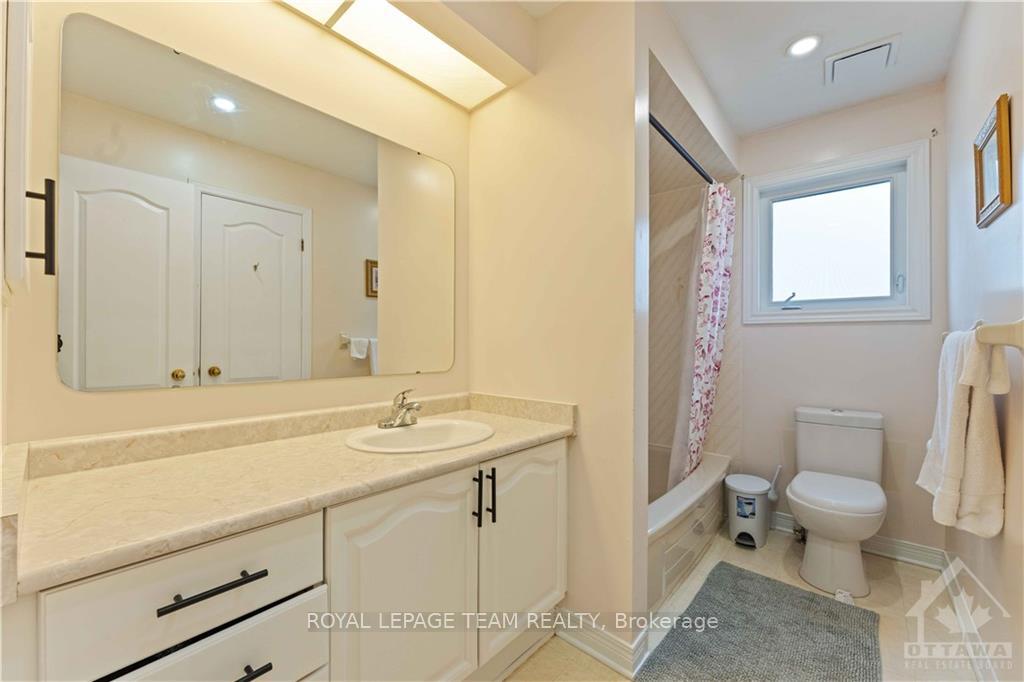 Photo 29 of Unit UPPER, 1520 Blohm Drive, Ottawa, Hunt Club Park — HOMEH