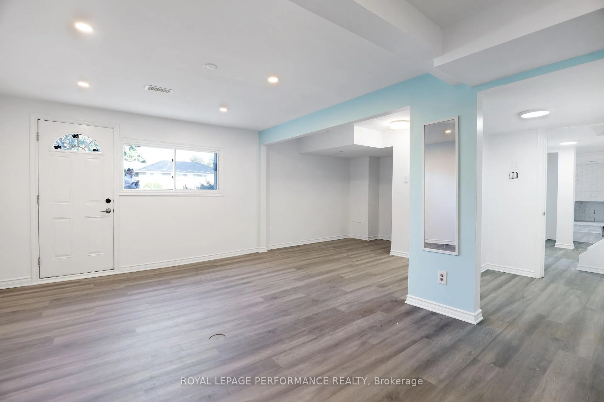 Photo 24 of 142 Meadowlands Drive W, Ottawa, Meadowlands/Crestview — HOMEH
