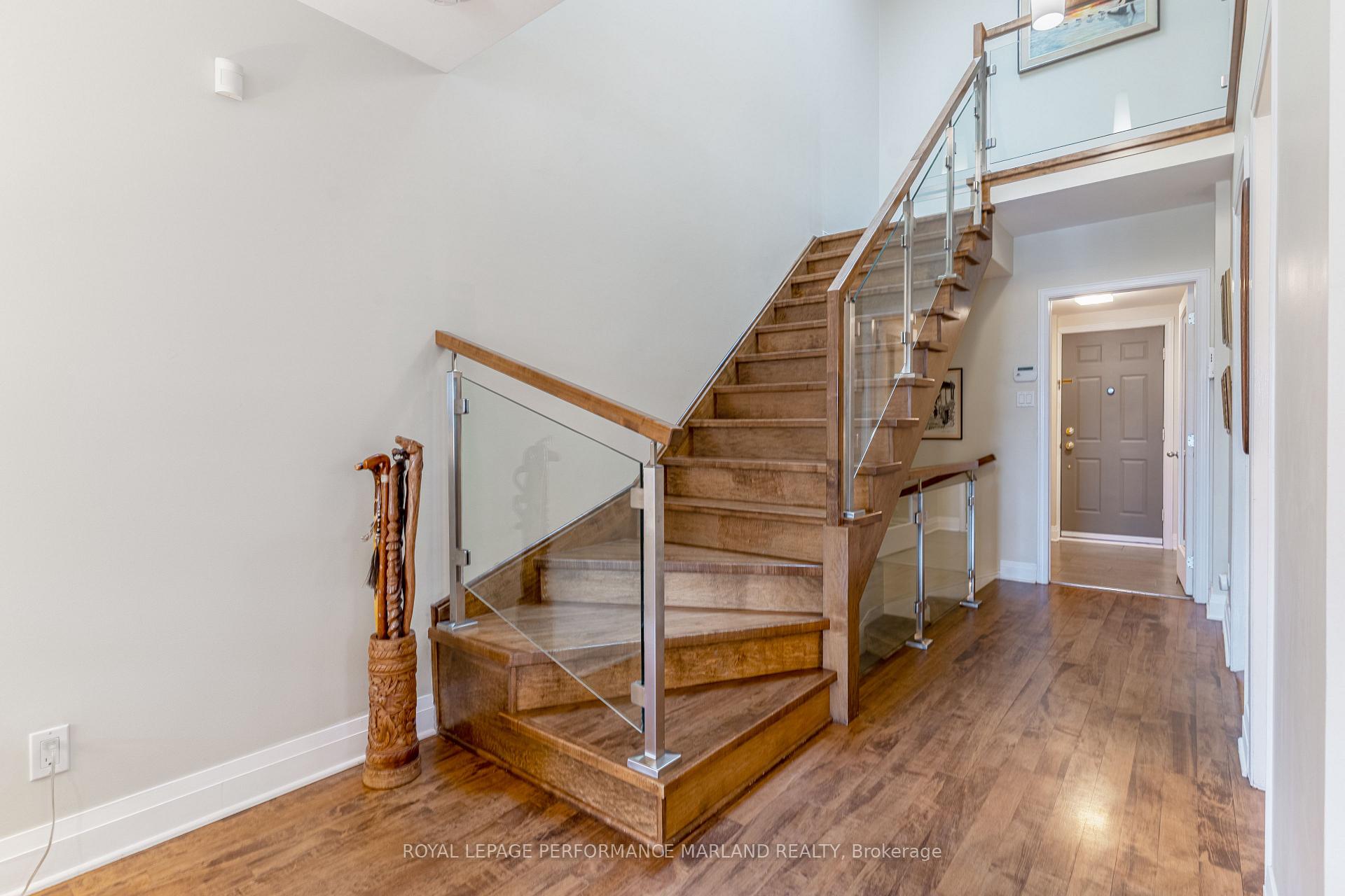 Photo 2 of 62 Hackett Street, Ottawa, Hunt Club Woods — HOMEH
