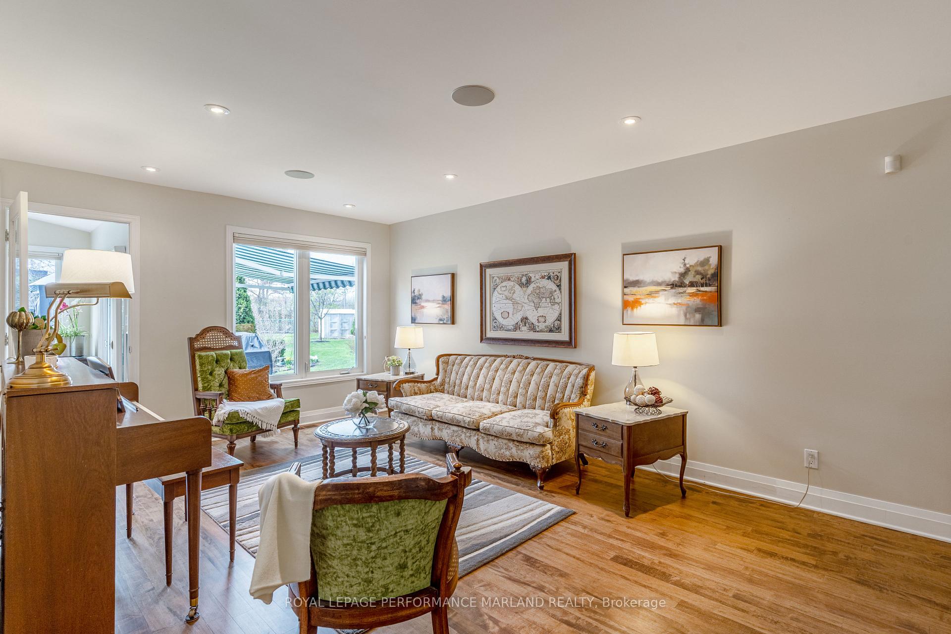 Photo 3 of 62 Hackett Street, Ottawa, Hunt Club Woods — HOMEH