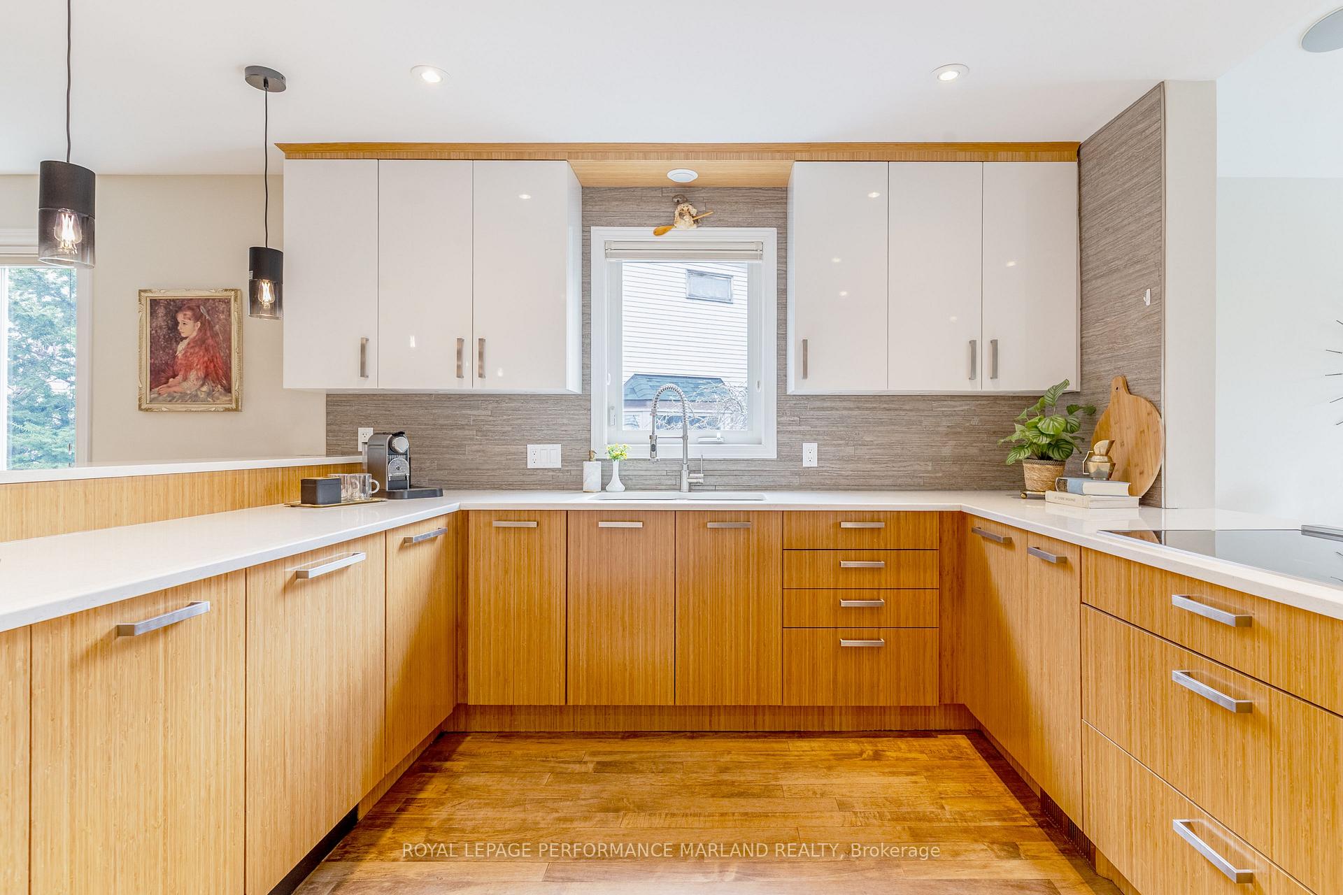 Photo 11 of 62 Hackett Street, Ottawa, Hunt Club Woods — HOMEH