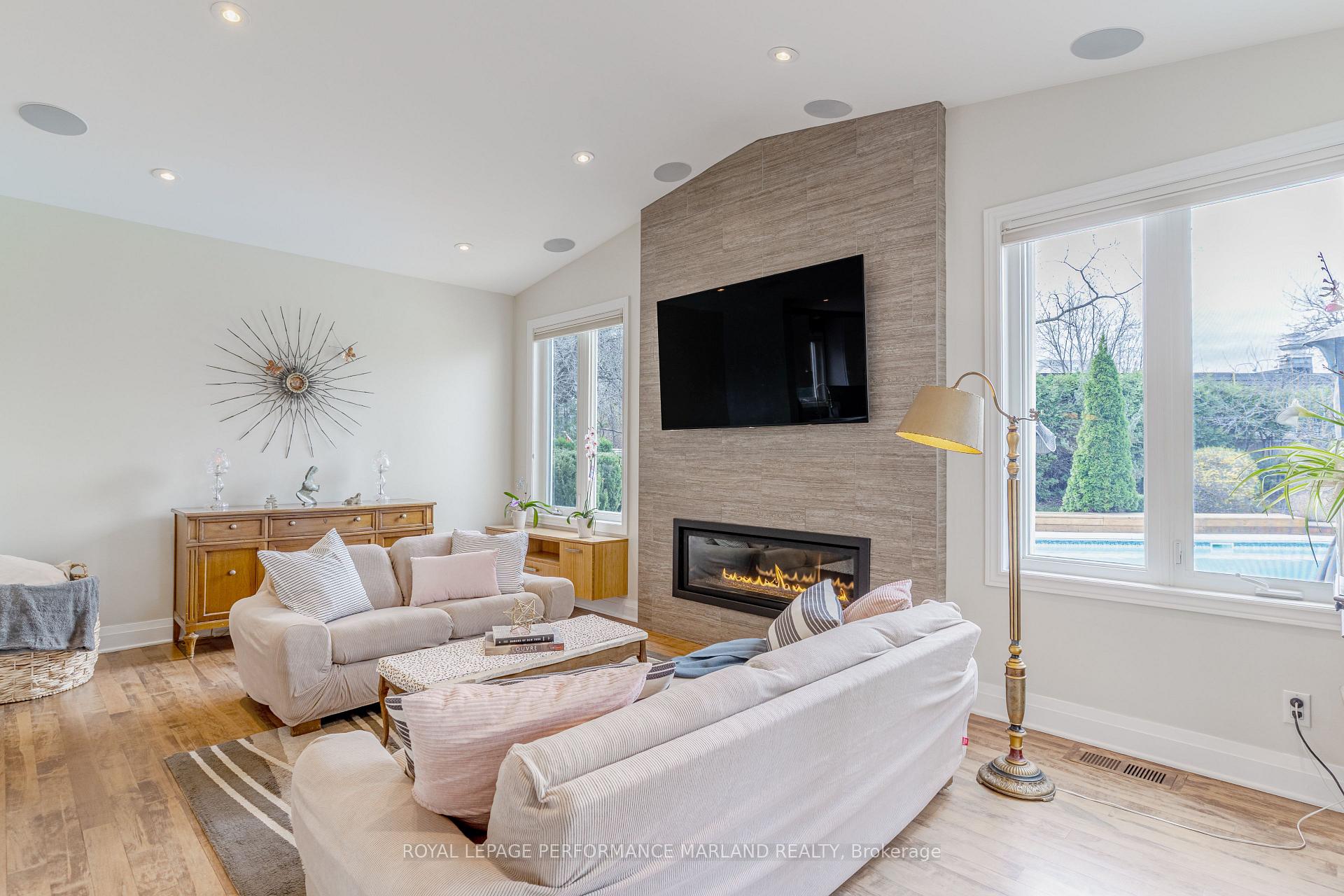 Photo 12 of 62 Hackett Street, Ottawa, Hunt Club Woods — HOMEH