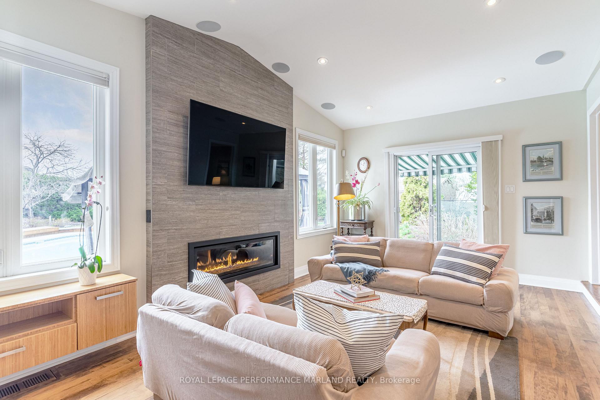 Photo 13 of 62 Hackett Street, Ottawa, Hunt Club Woods — HOMEH