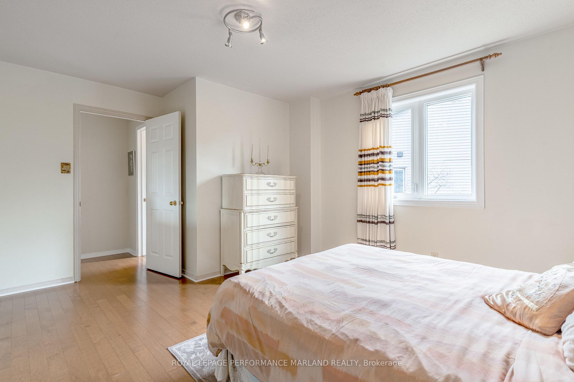 Photo 24 of 62 Hackett Street, Ottawa, Hunt Club Woods — HOMEH