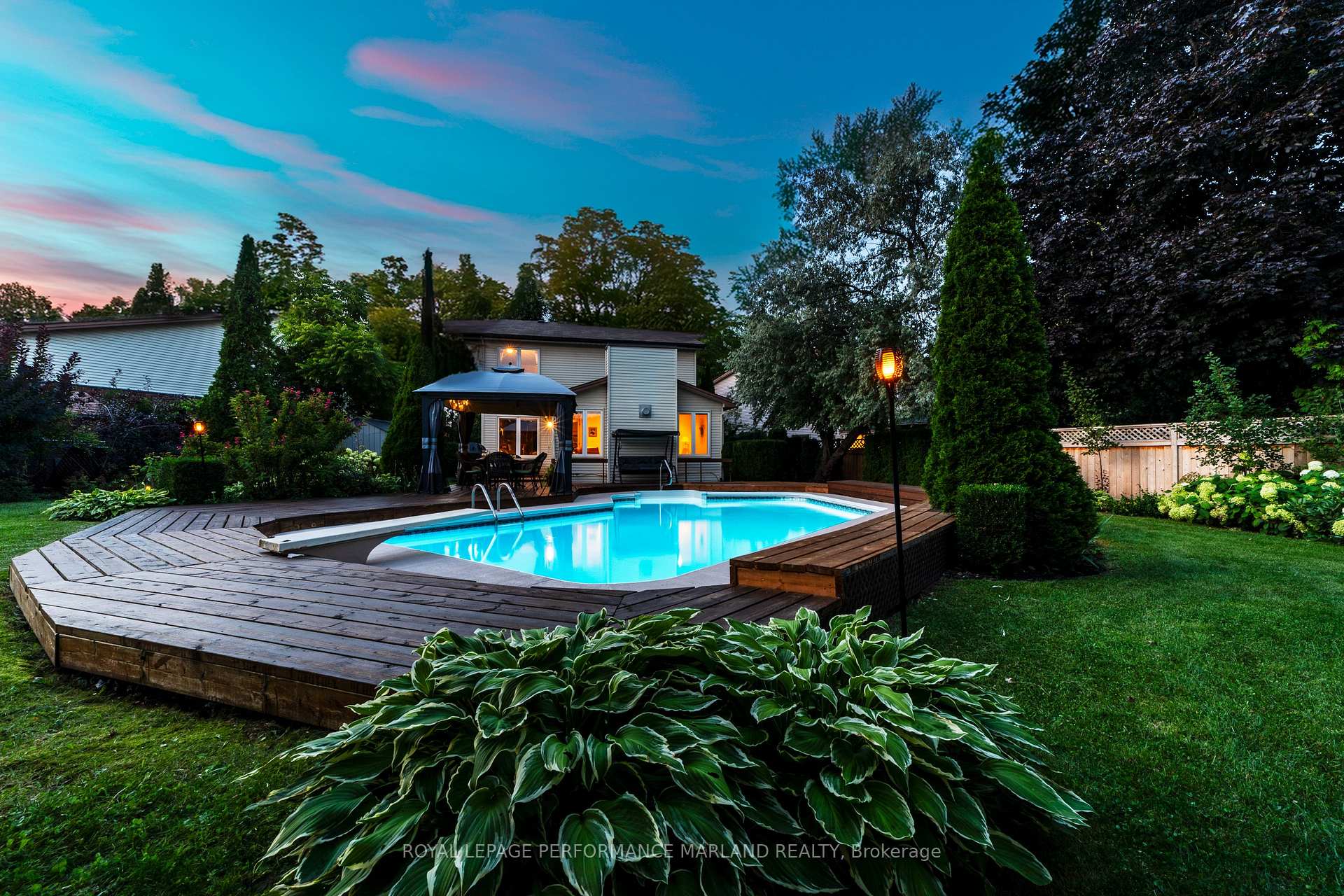 Photo 36 of 62 Hackett Street, Ottawa, Hunt Club Woods — HOMEH