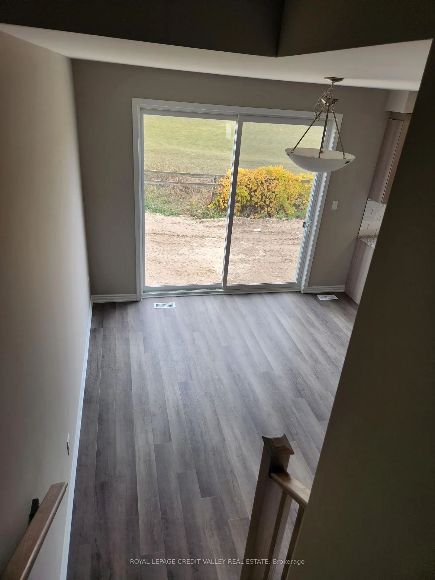 Photo 9 of 46 Forestwalk Street, Kitchener — HOMEH