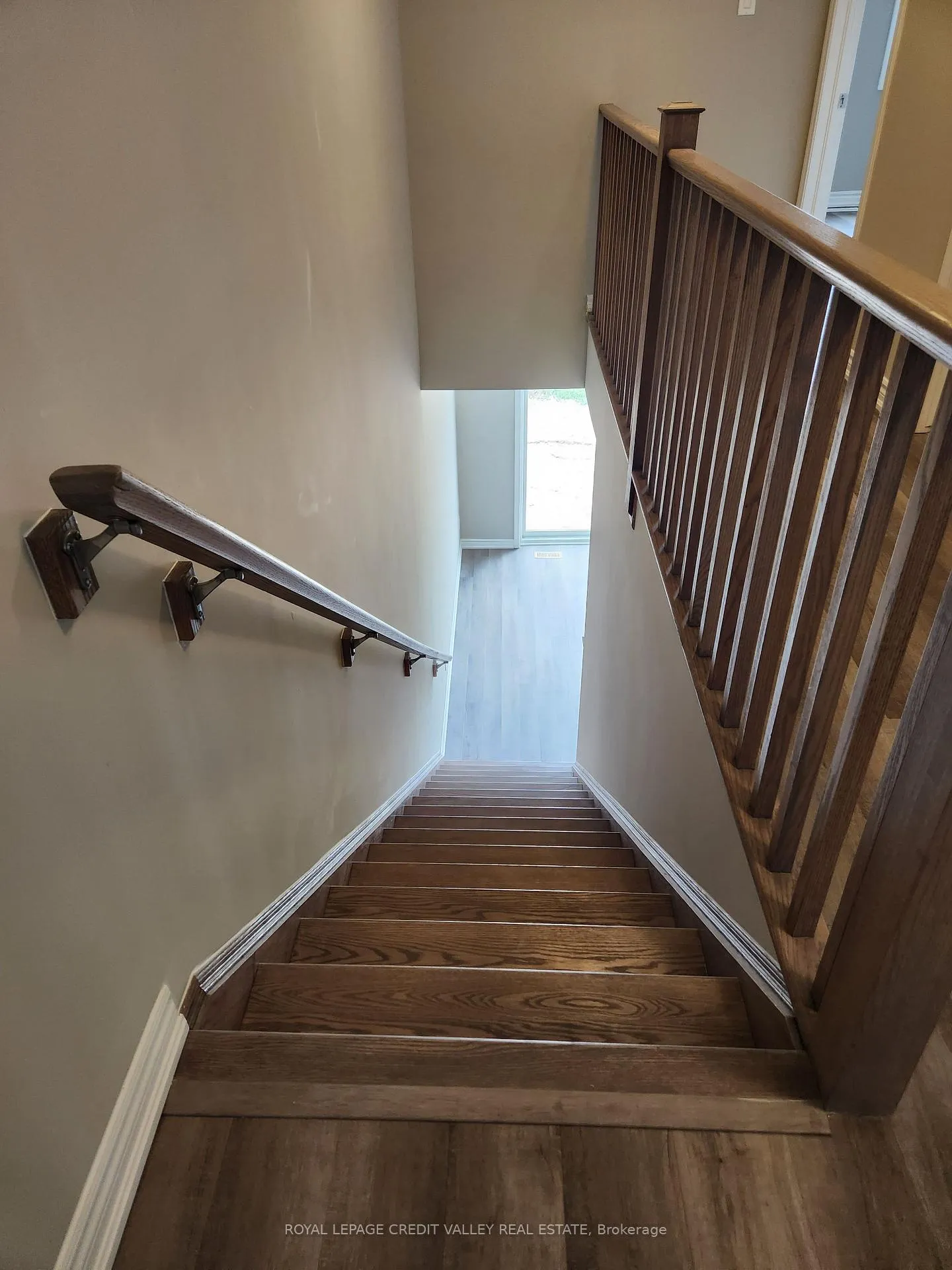 Photo 14 of 46 Forestwalk Street, Kitchener — HOMEH