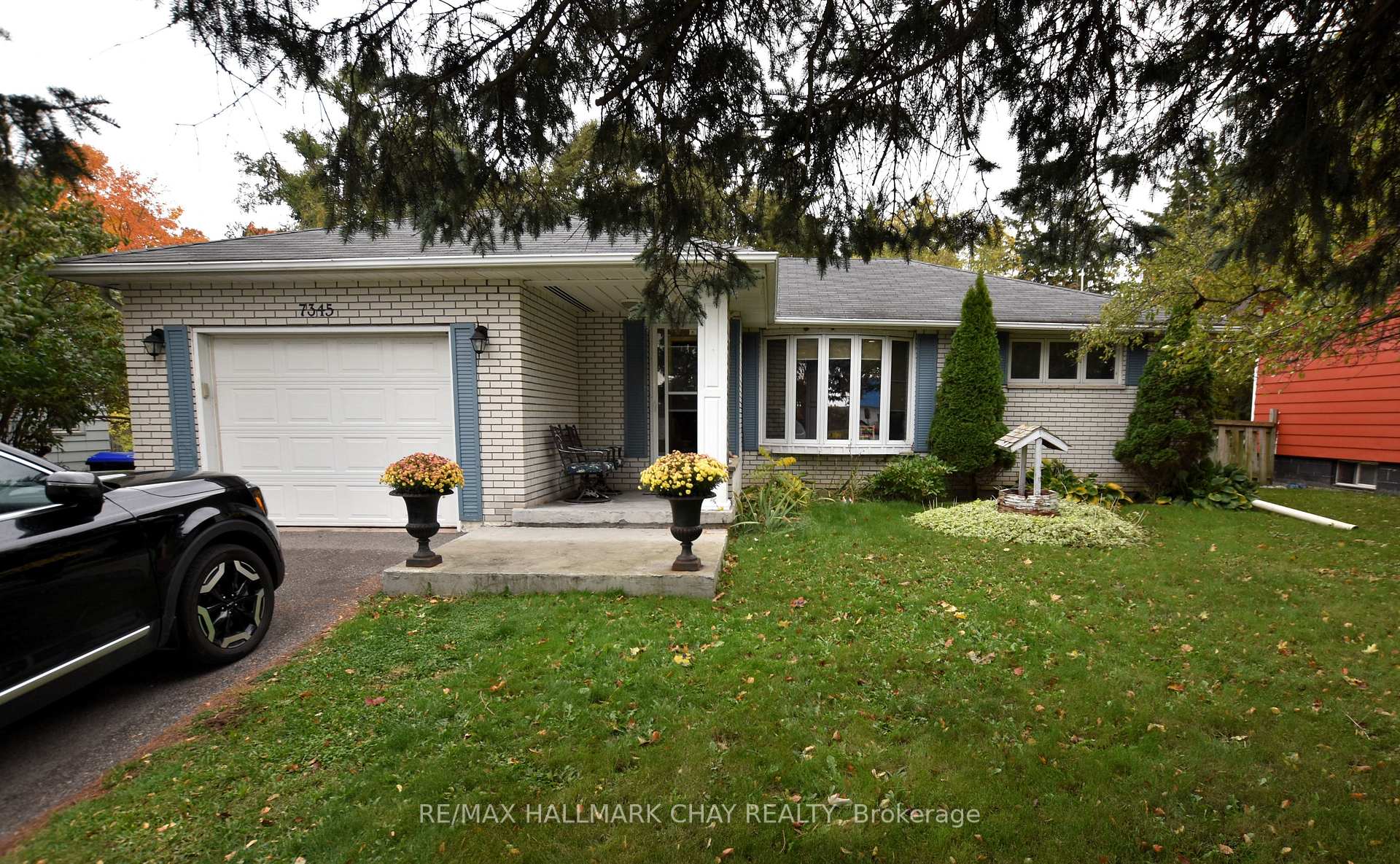Photo 1 of 7345 Yonge Street, Innisfil, Rural Innisfil — HOMEH