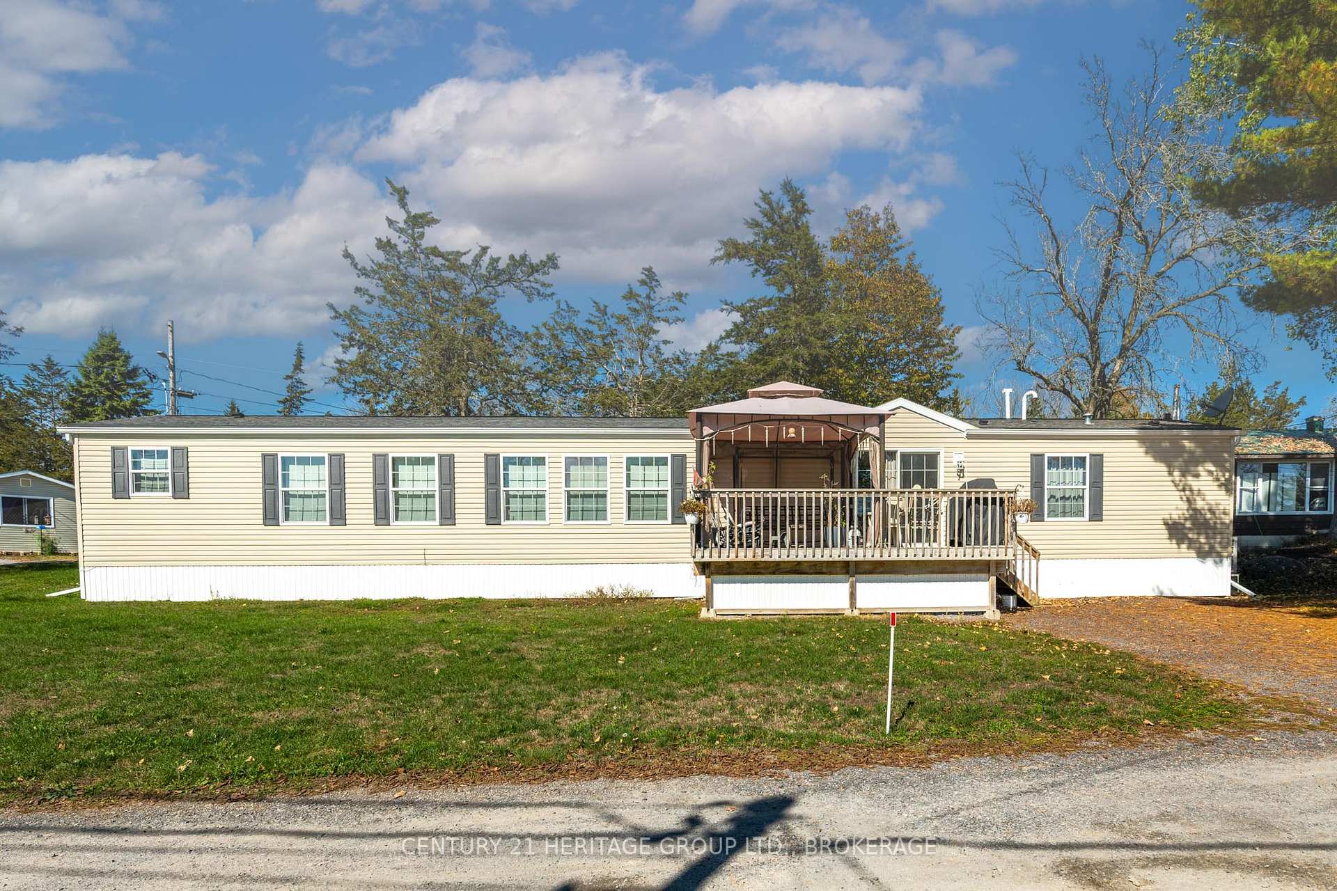 Photo 1 of Unit 7, 5633 Bath Road, Loyalist, Lennox and Addington - South — HOMEH