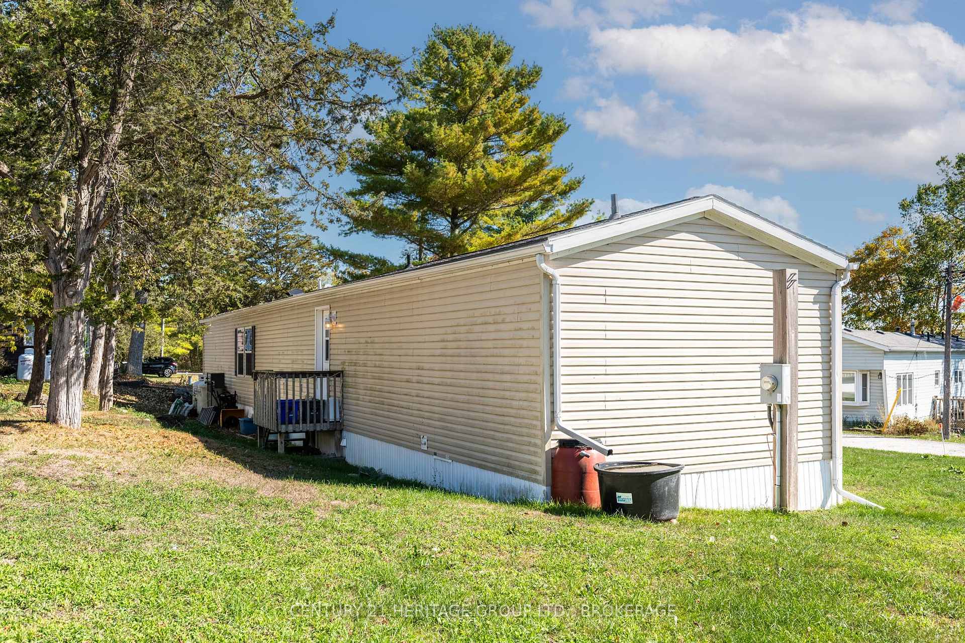 Photo 5 of Unit 7, 5633 Bath Road, Loyalist, Lennox and Addington - South — HOMEH