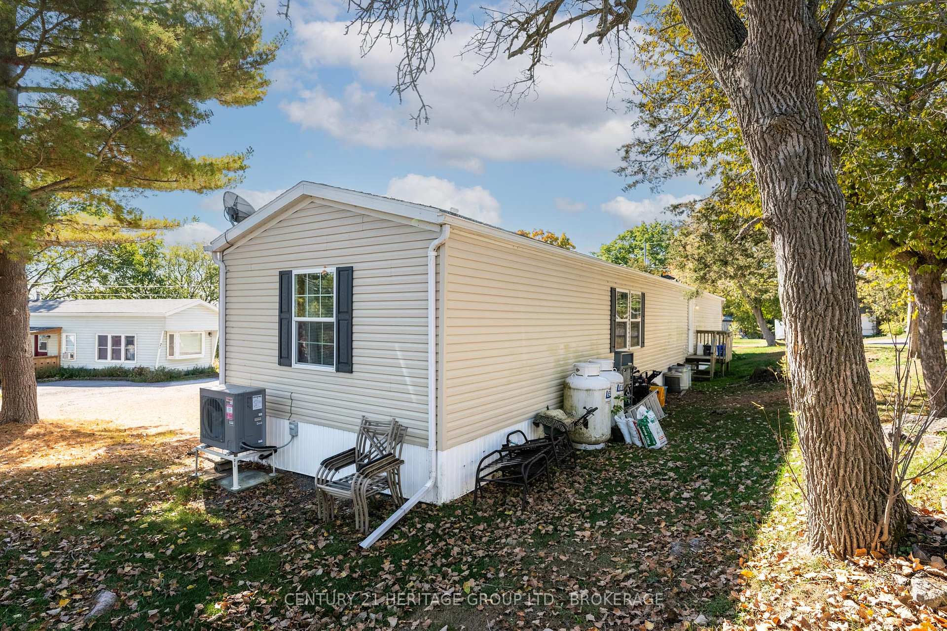 Photo 13 of Unit 7, 5633 Bath Road, Loyalist, Lennox and Addington - South — HOMEH