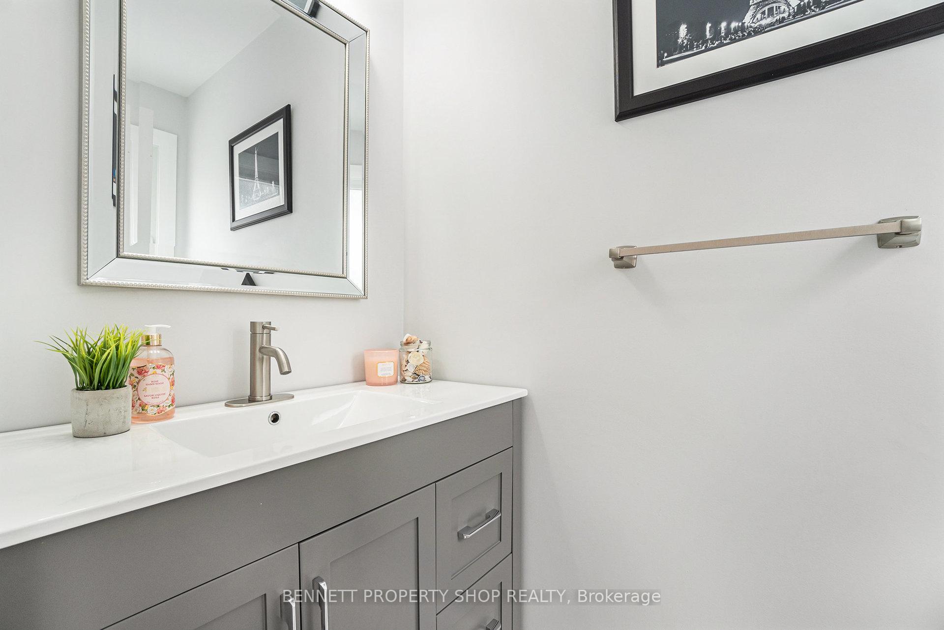Photo 14 of 32 Norice Street, Ottawa, Meadowlands/Crestview — HOMEH