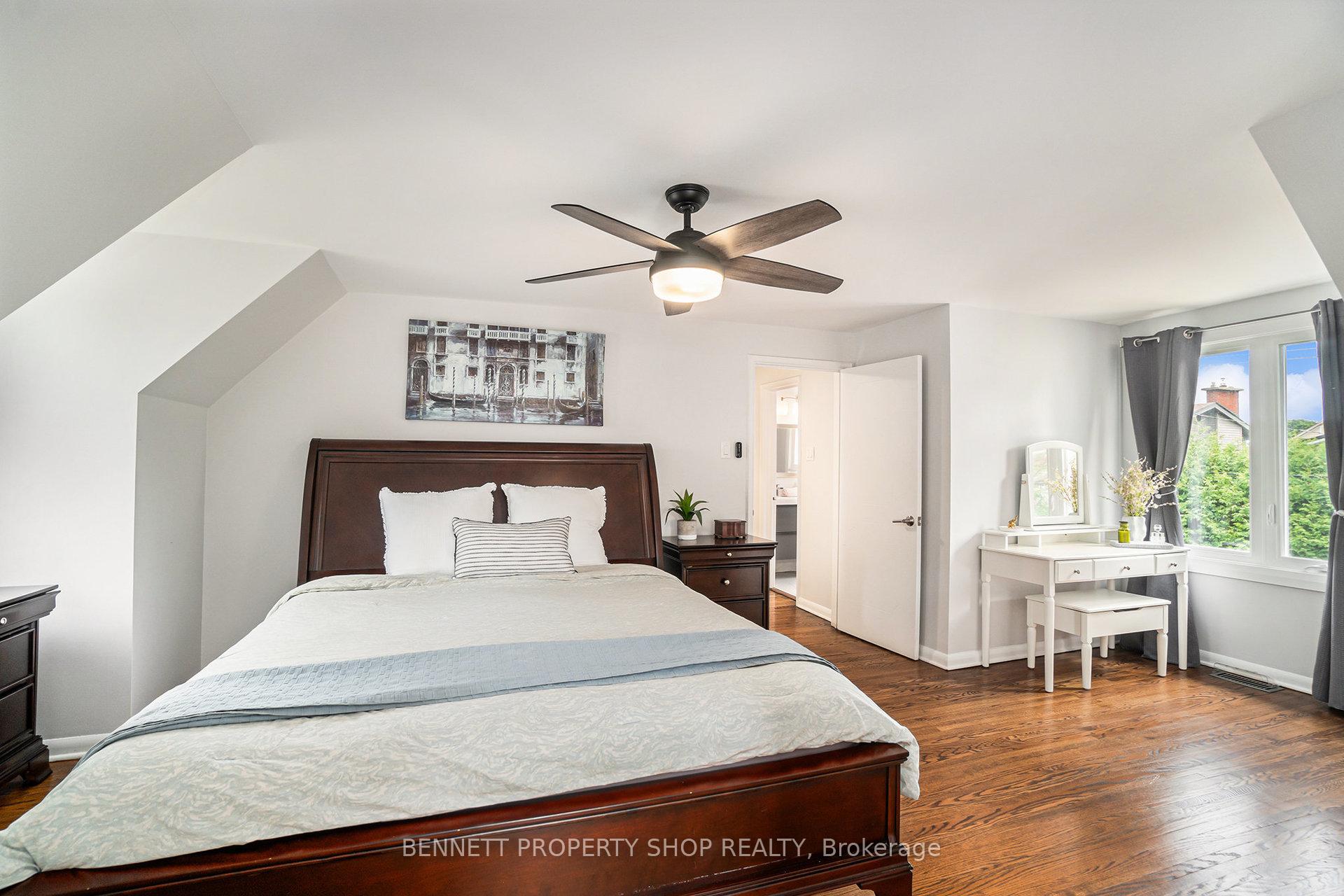 Photo 15 of 32 Norice Street, Ottawa, Meadowlands/Crestview — HOMEH