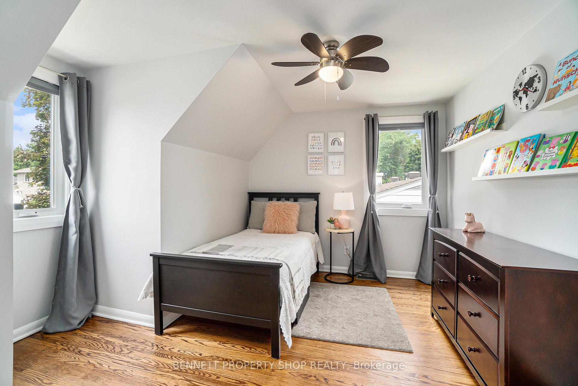 Photo 18 of 32 Norice Street, Ottawa, Meadowlands/Crestview — HOMEH