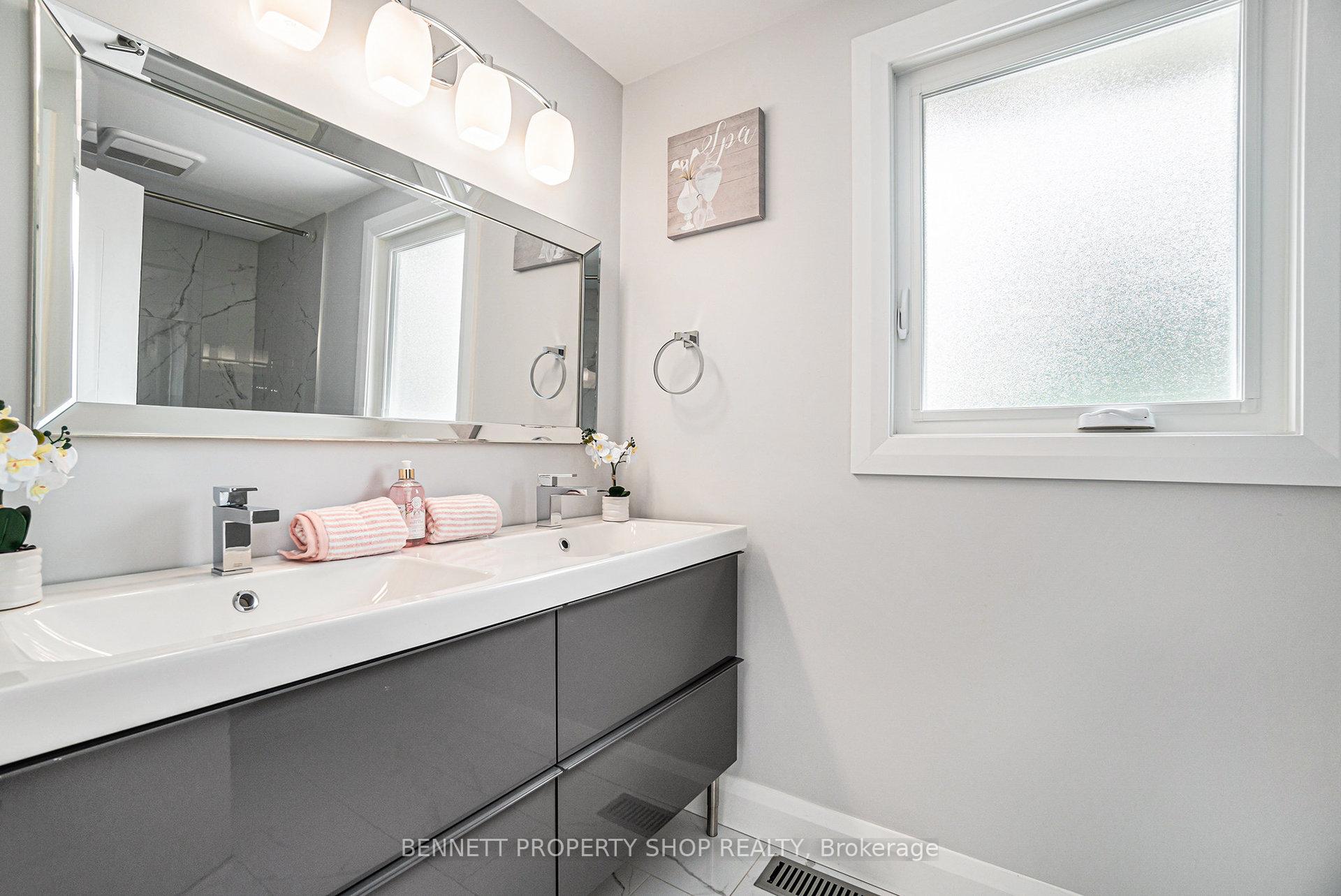 Photo 23 of 32 Norice Street, Ottawa, Meadowlands/Crestview — HOMEH