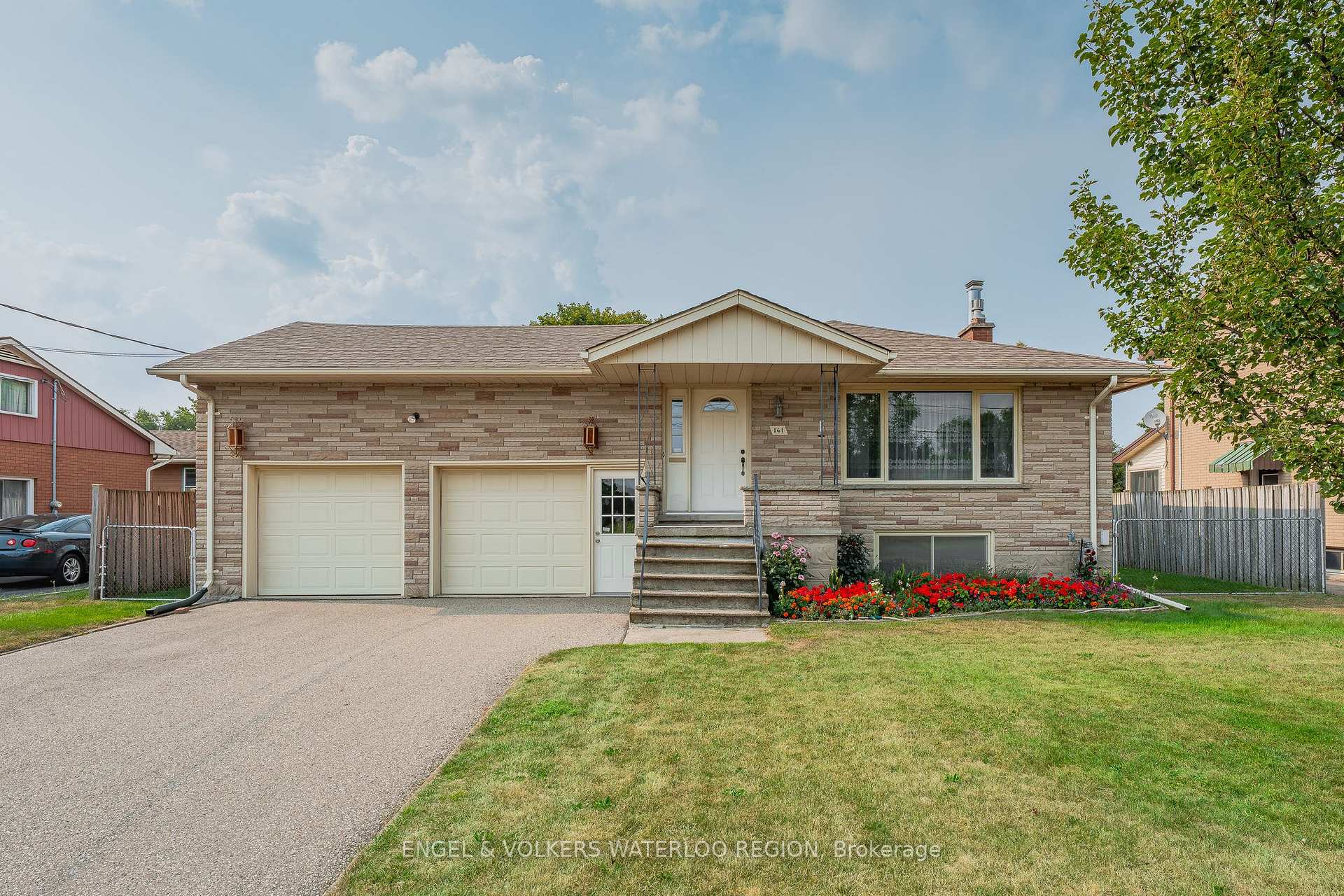 Photo 2 of 161 Schweitzer Street, Kitchener — HOMEH