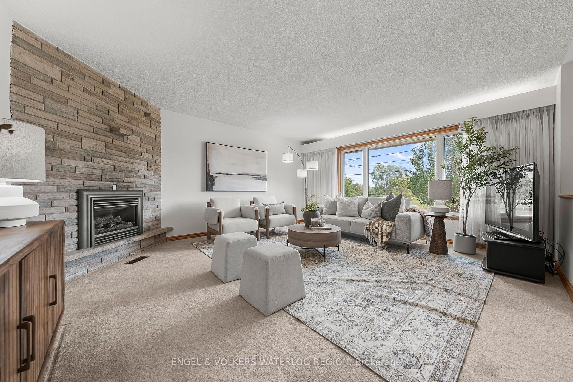 Photo 12 of 161 Schweitzer Street, Kitchener — HOMEH