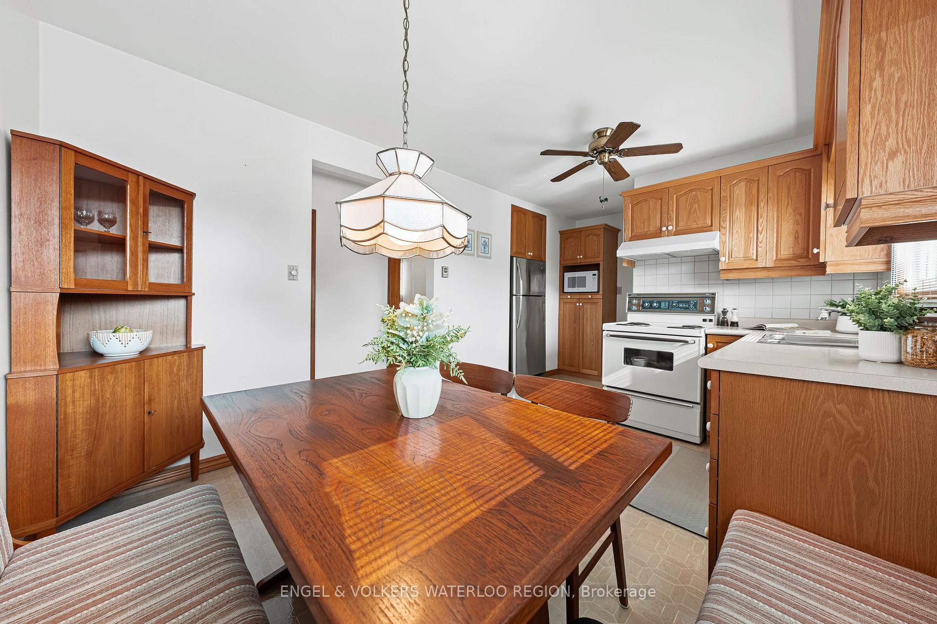 Photo 15 of 161 Schweitzer Street, Kitchener — HOMEH