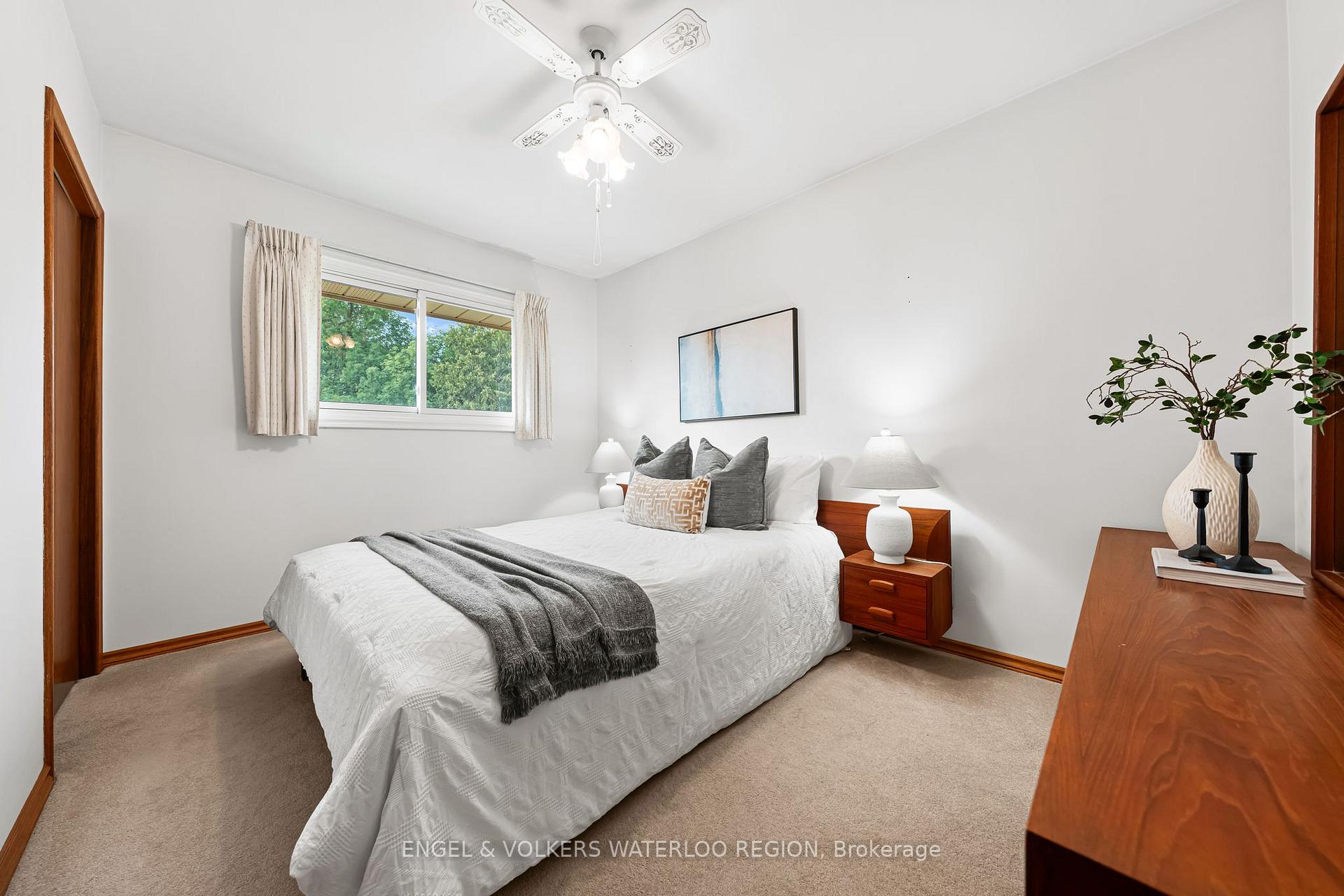 Photo 21 of 161 Schweitzer Street, Kitchener — HOMEH