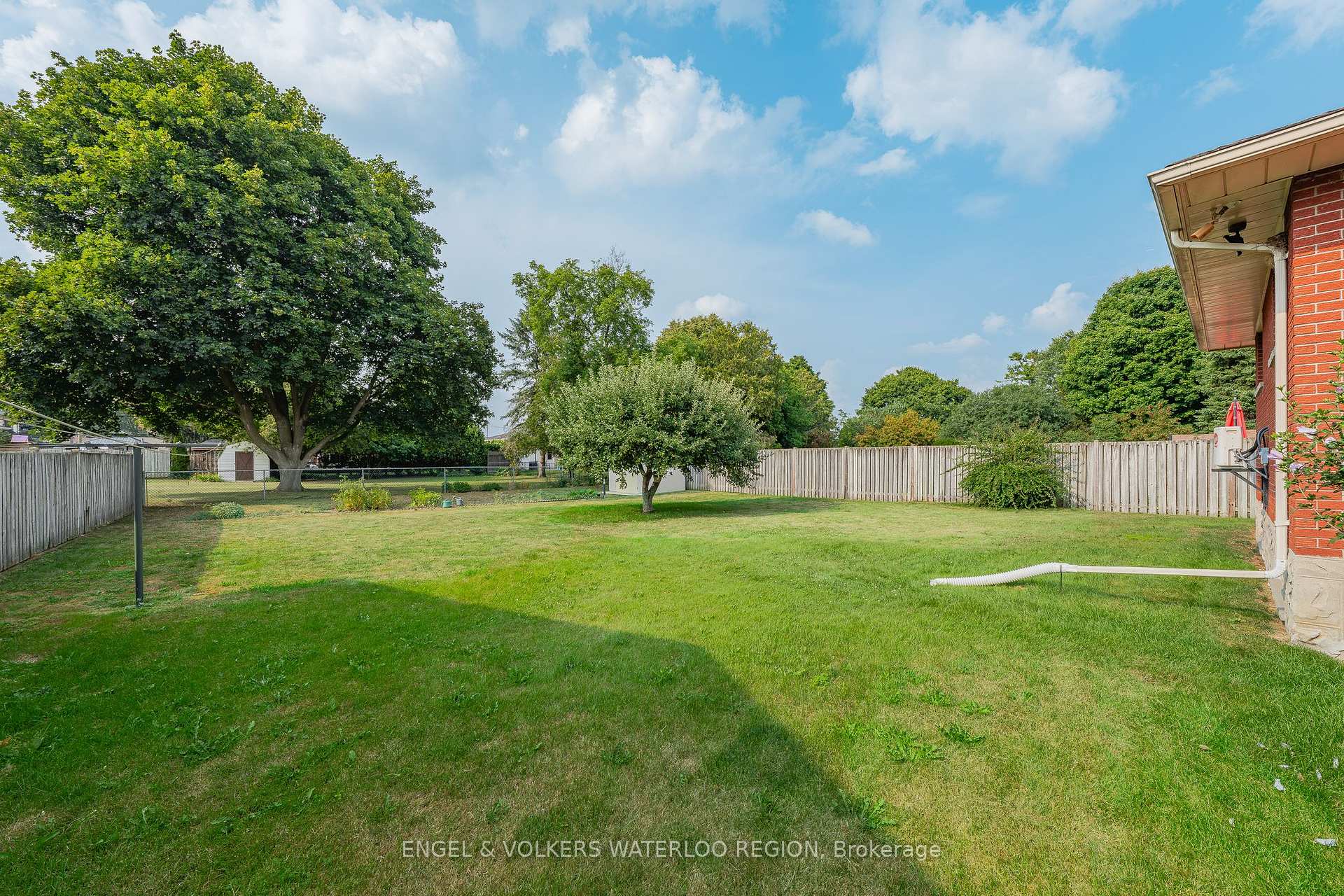 Photo 42 of 161 Schweitzer Street, Kitchener — HOMEH