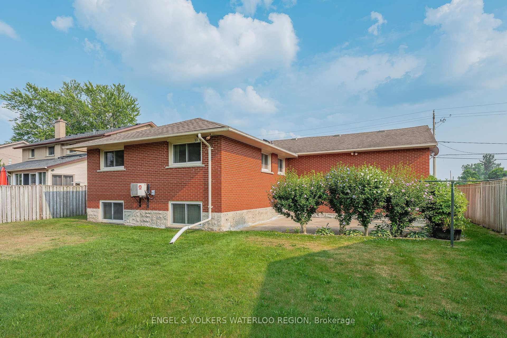 Photo 43 of 161 Schweitzer Street, Kitchener — HOMEH
