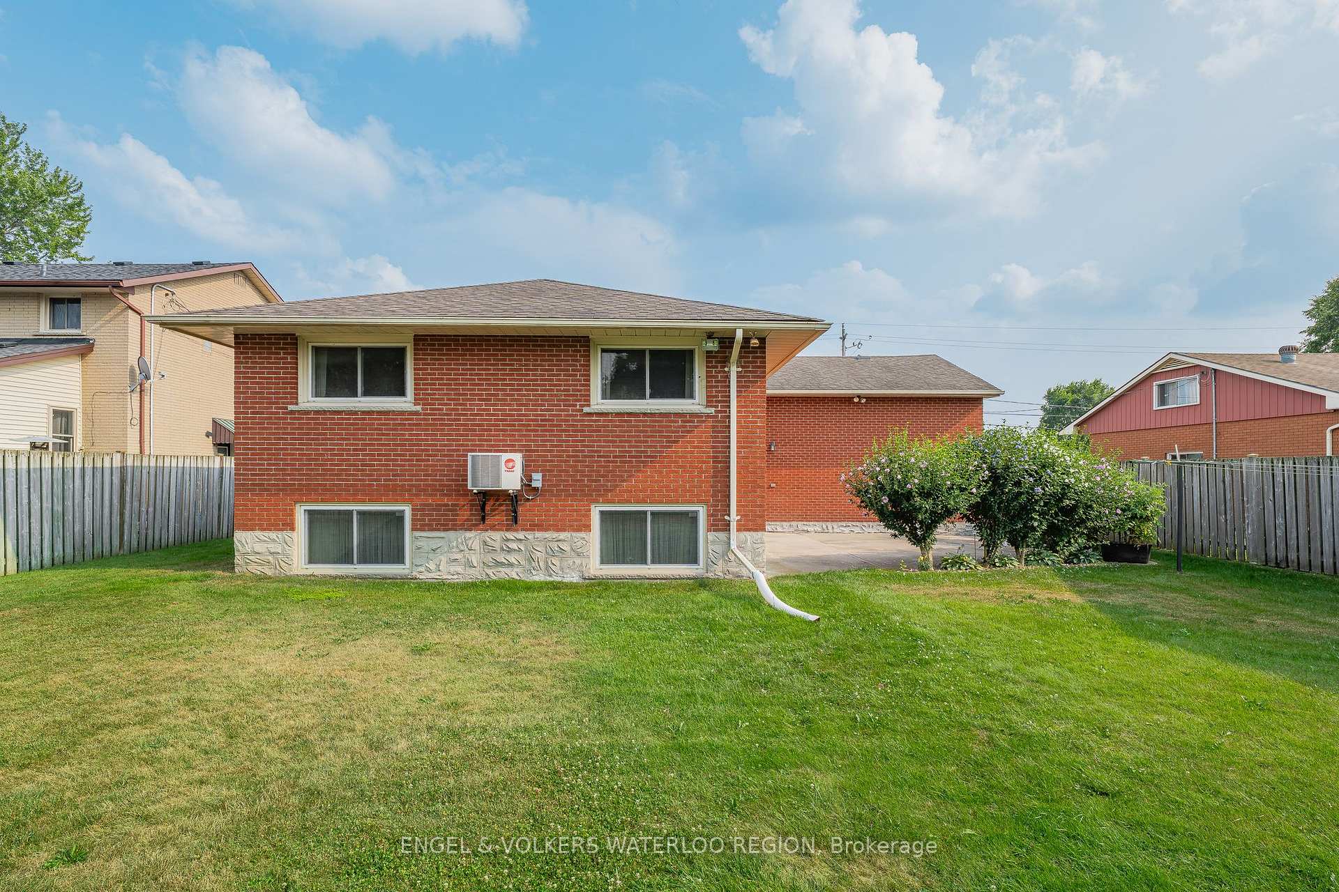 Photo 44 of 161 Schweitzer Street, Kitchener — HOMEH