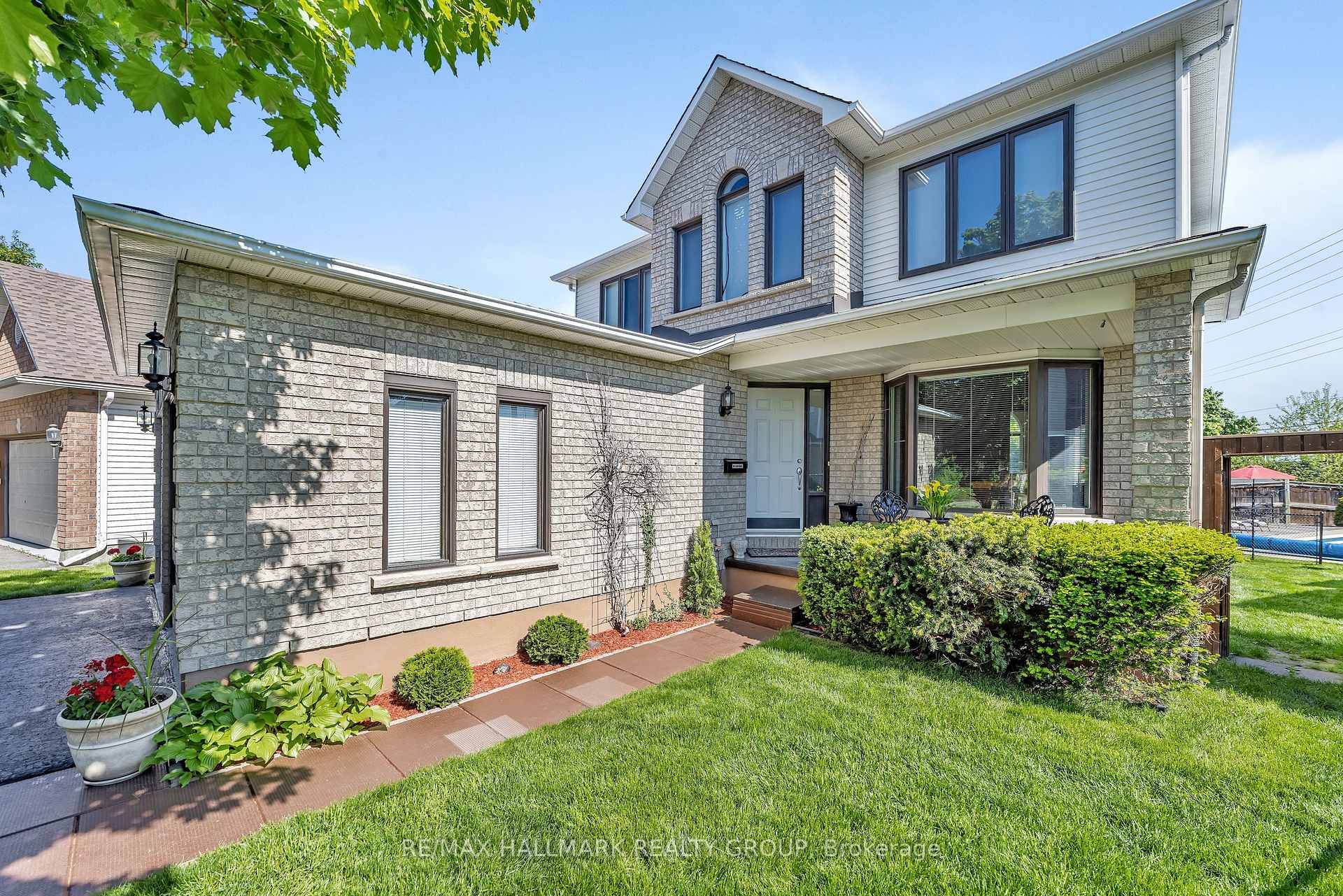 Photo 1 of 59 Forestglade Crescent, Ottawa, Hunt Club Park — HOMEH