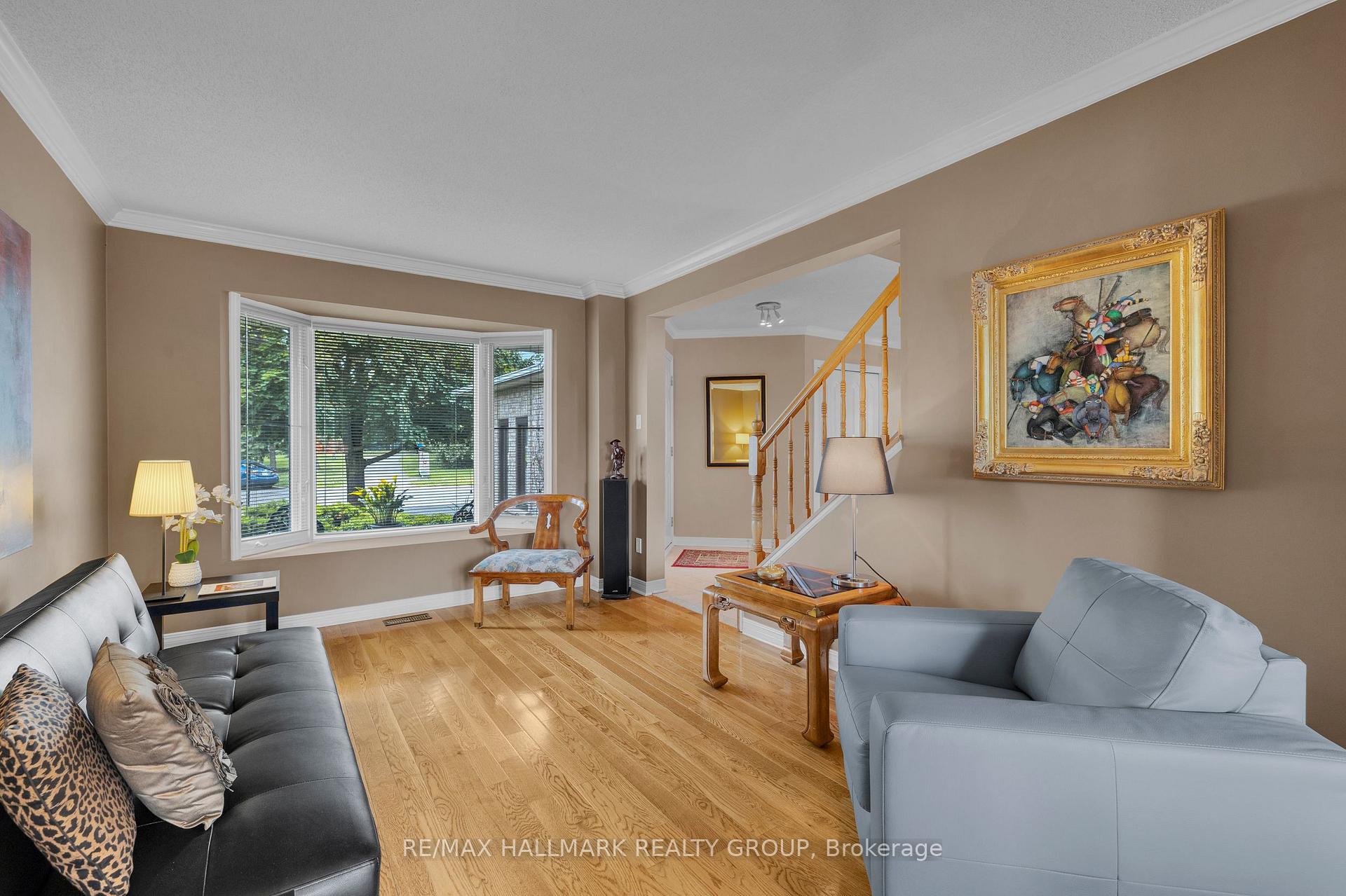Photo 6 of 59 Forestglade Crescent, Ottawa, Hunt Club Park — HOMEH