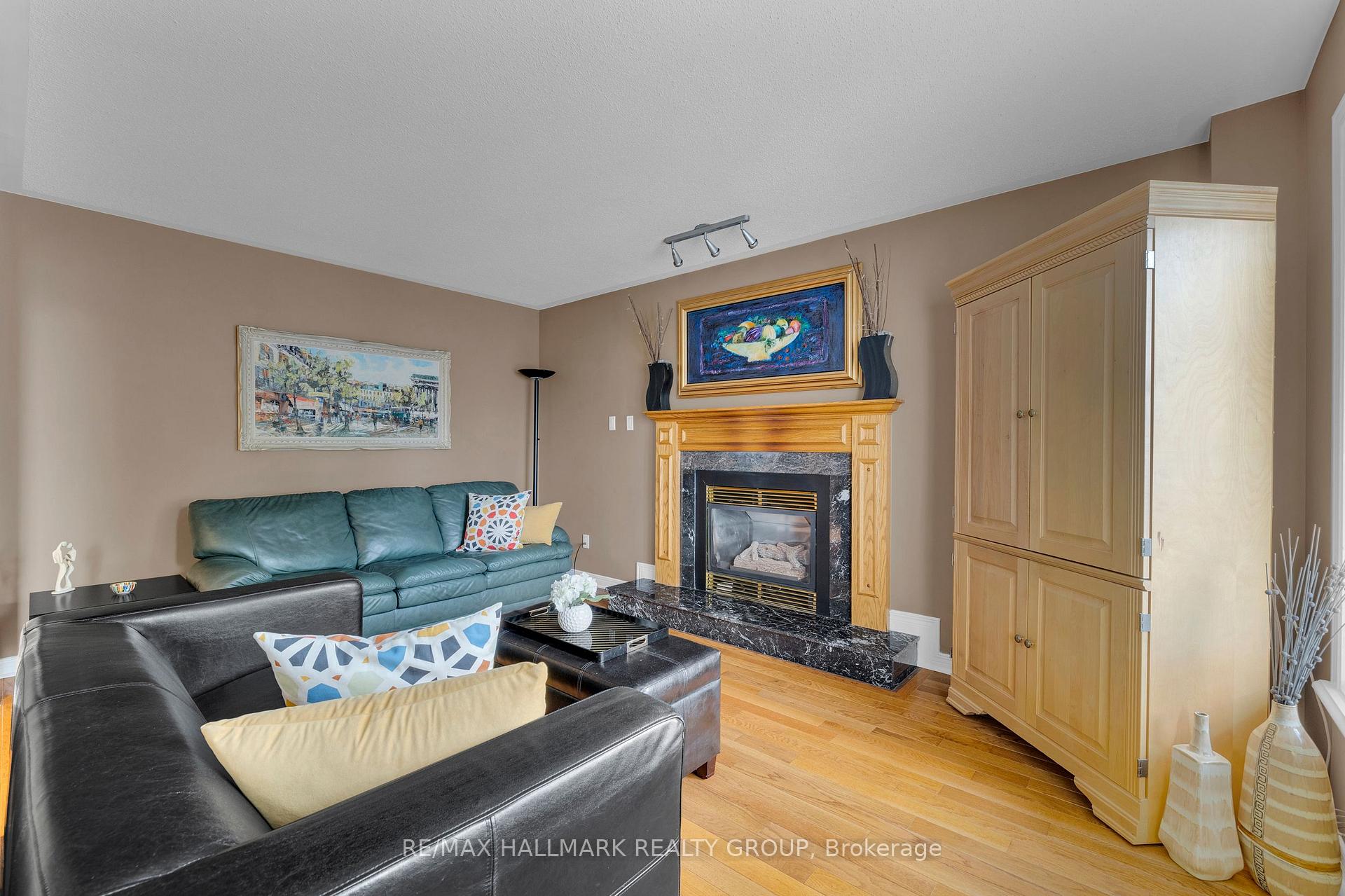 Photo 15 of 59 Forestglade Crescent, Ottawa, Hunt Club Park — HOMEH