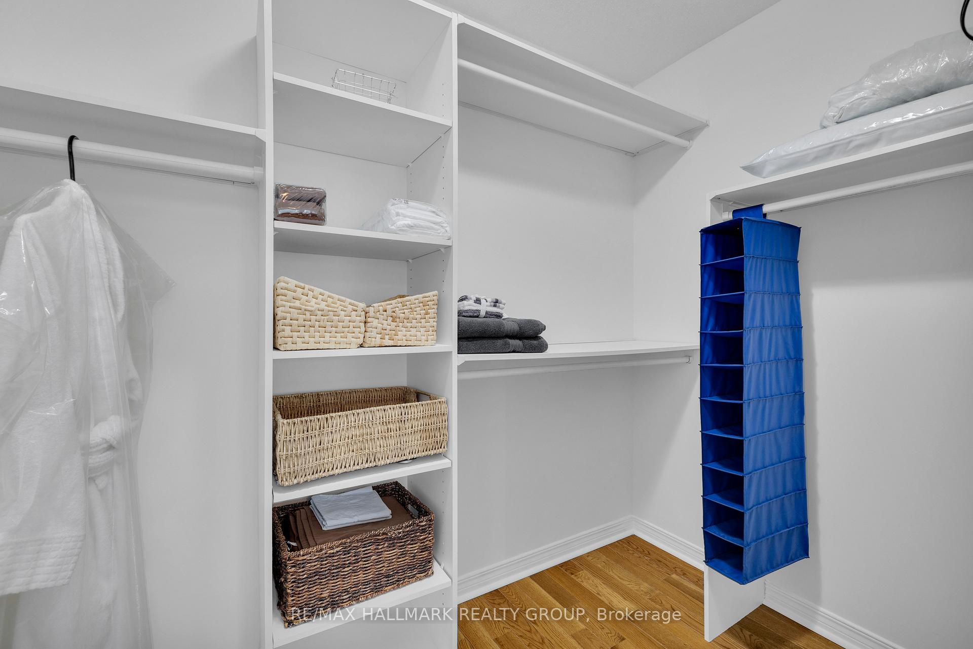 Photo 25 of 59 Forestglade Crescent, Ottawa, Hunt Club Park — HOMEH