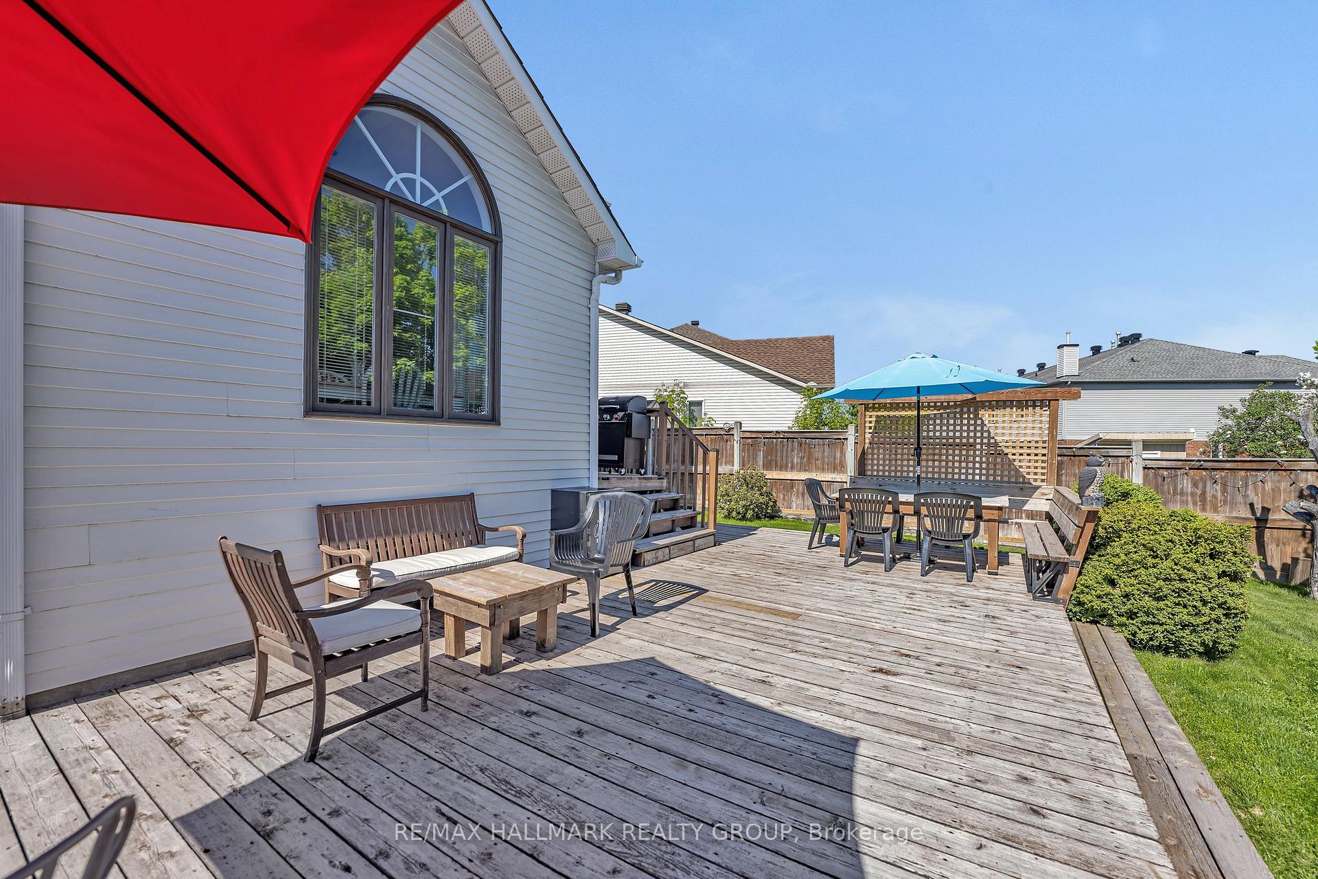 Photo 41 of 59 Forestglade Crescent, Ottawa, Hunt Club Park — HOMEH