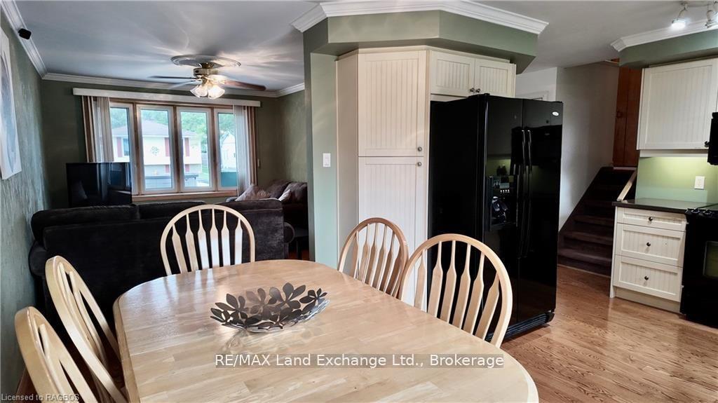 Photo 7 of 1097 Williamsburg Street, Kincardine — HOMEH
