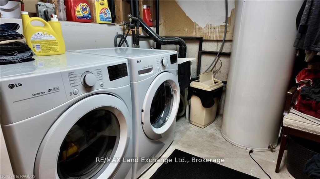 Photo 15 of 1097 Williamsburg Street, Kincardine — HOMEH