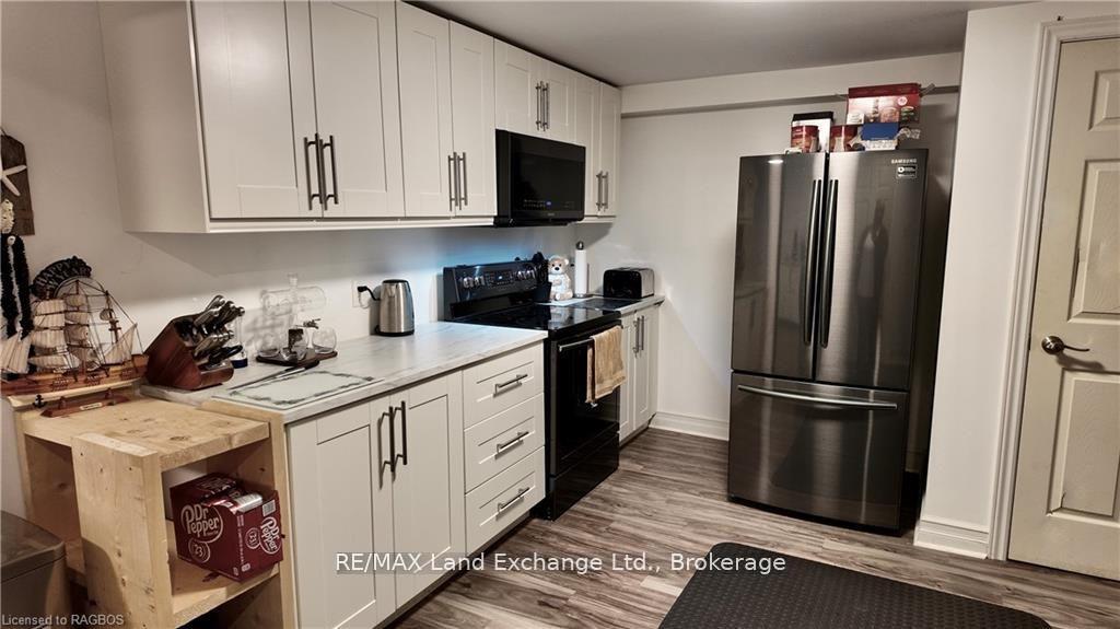 Photo 20 of 1097 Williamsburg Street, Kincardine — HOMEH