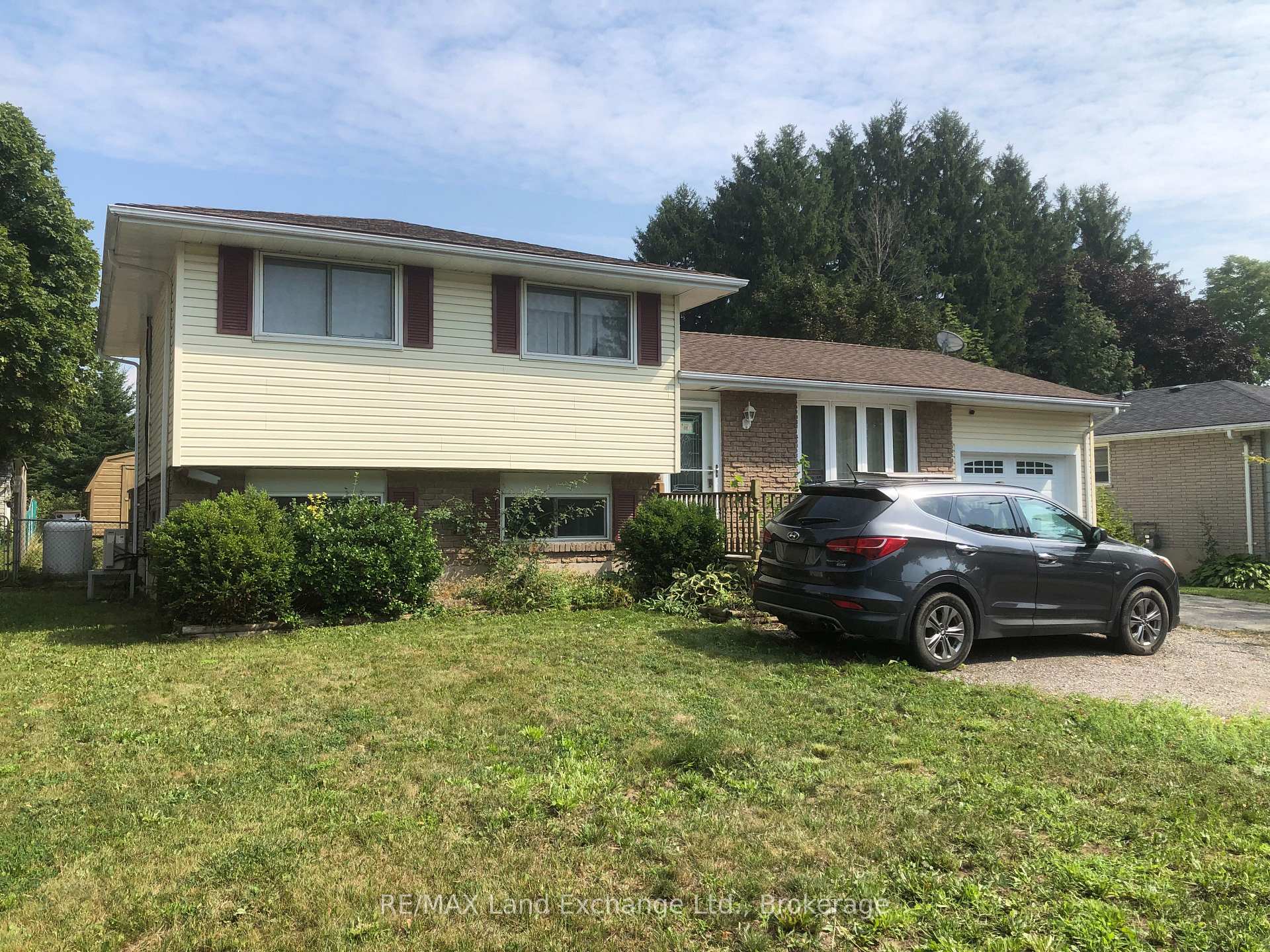 Photo 29 of 1097 Williamsburg Street, Kincardine — HOMEH