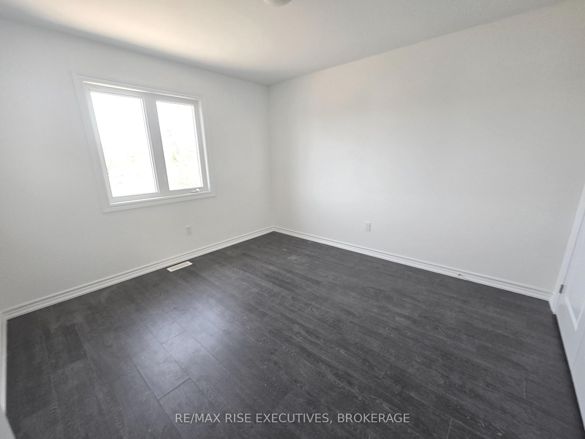 Photo 10 of 52 Brennan Crescent, Loyalist, Odessa — HOMEH