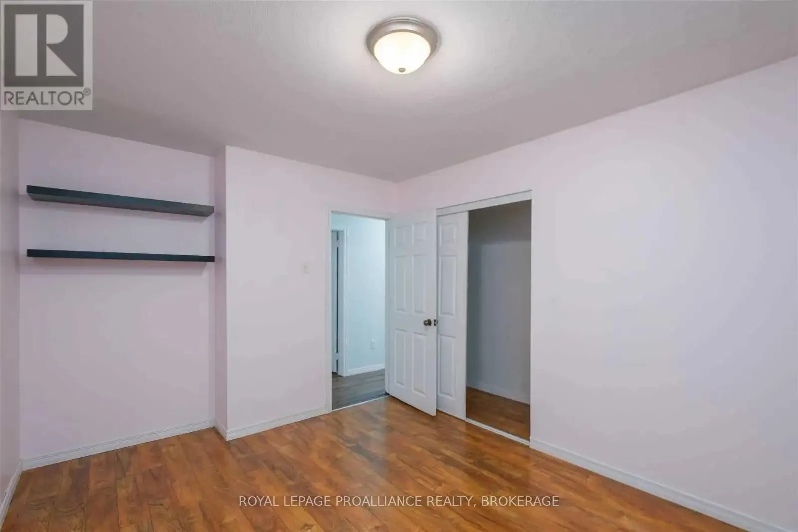 Photo 7 of 14 Shaw Street, Kingston, Rideau — HOMEH
