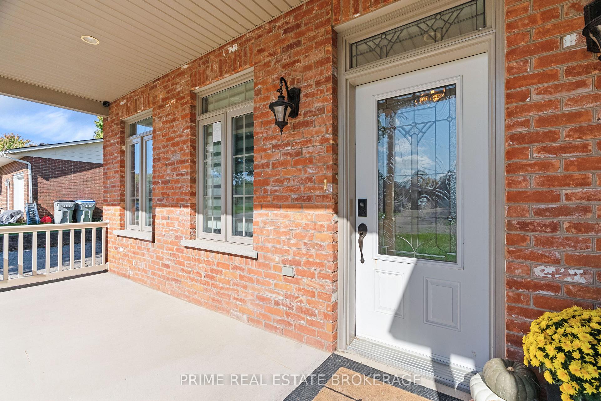 Photo 5 of 70 Brantford Street, Huron East, Seaforth — HOMEH