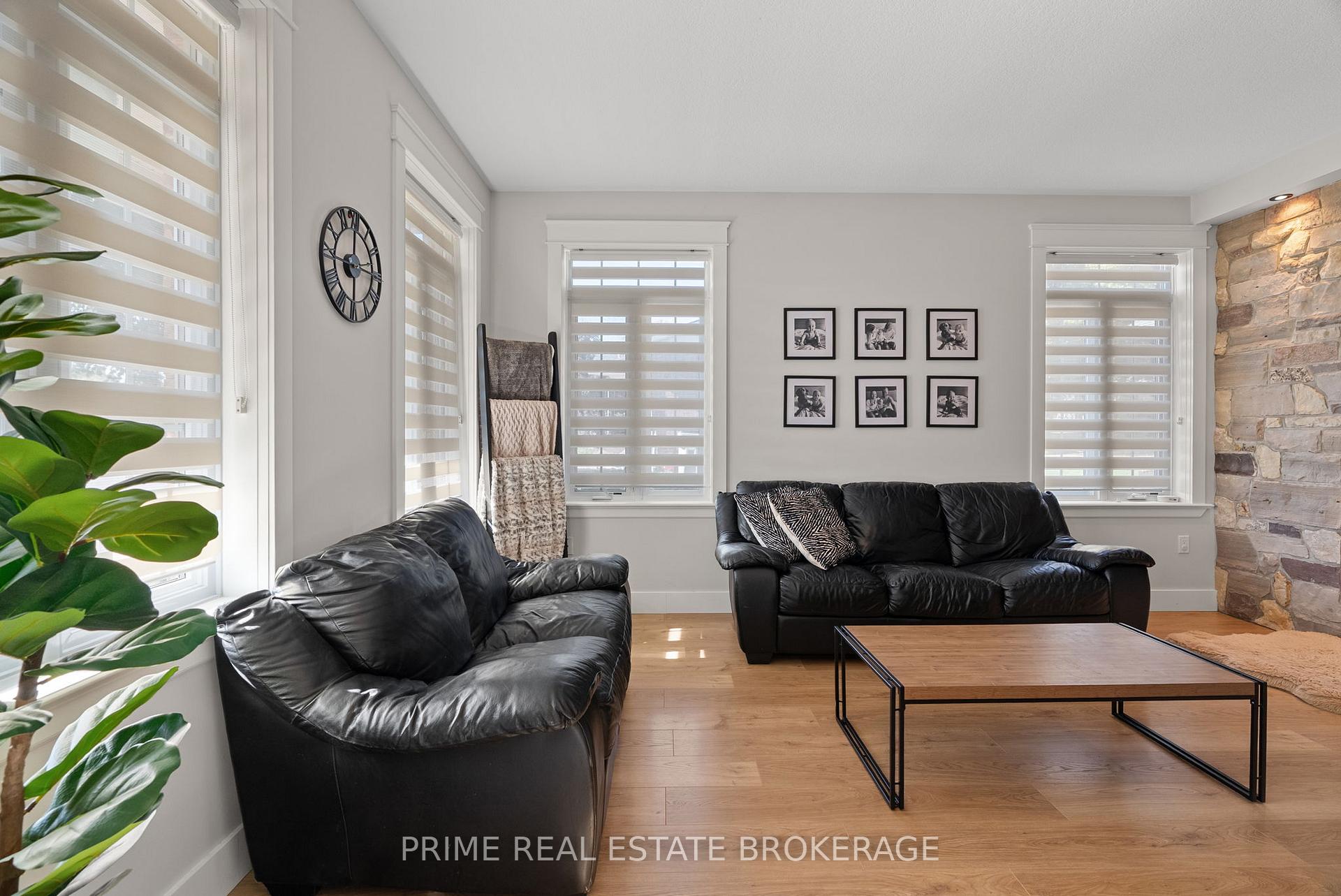 Photo 10 of 70 Brantford Street, Huron East, Seaforth — HOMEH