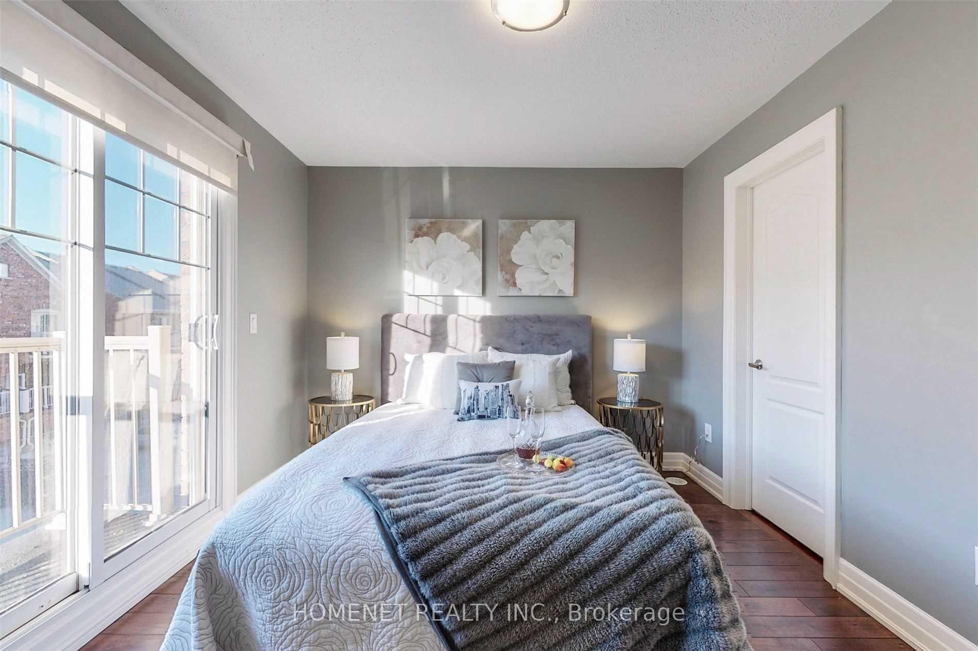Photo 8 of 14 Truchard Avenue, Markham, Berczy — HOMEH