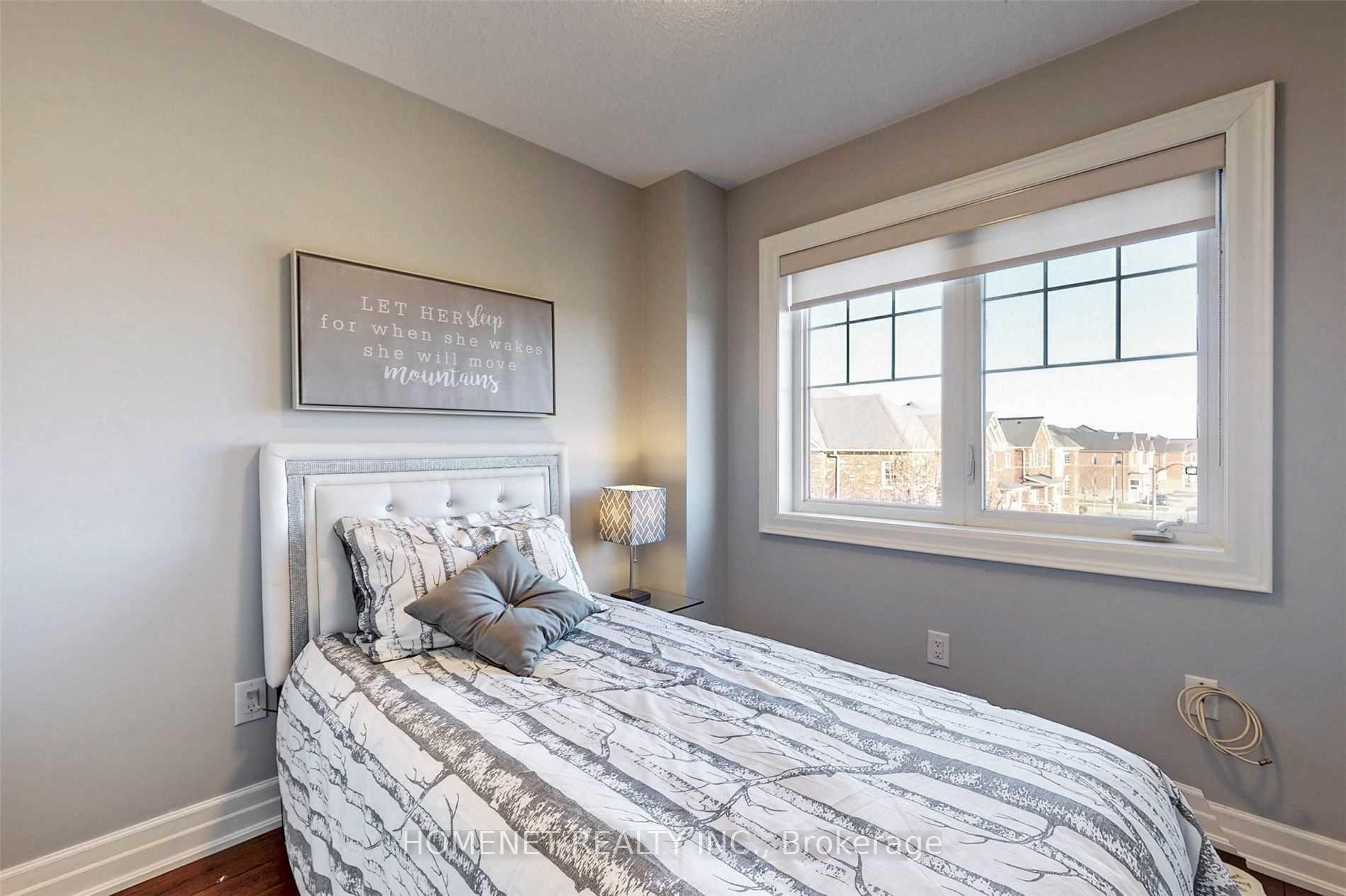Photo 10 of 14 Truchard Avenue, Markham, Berczy — HOMEH
