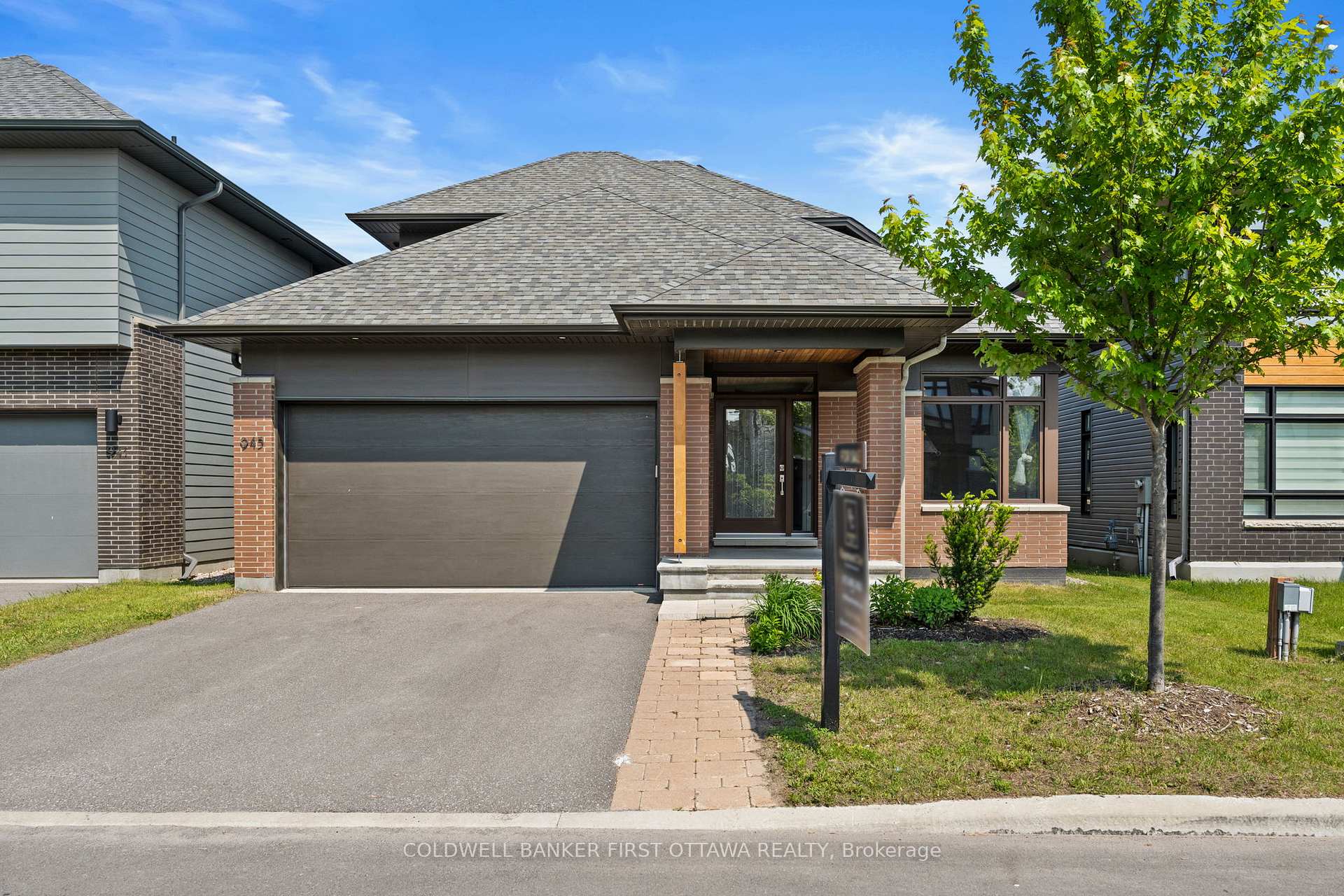 Front of 945 Islington Way