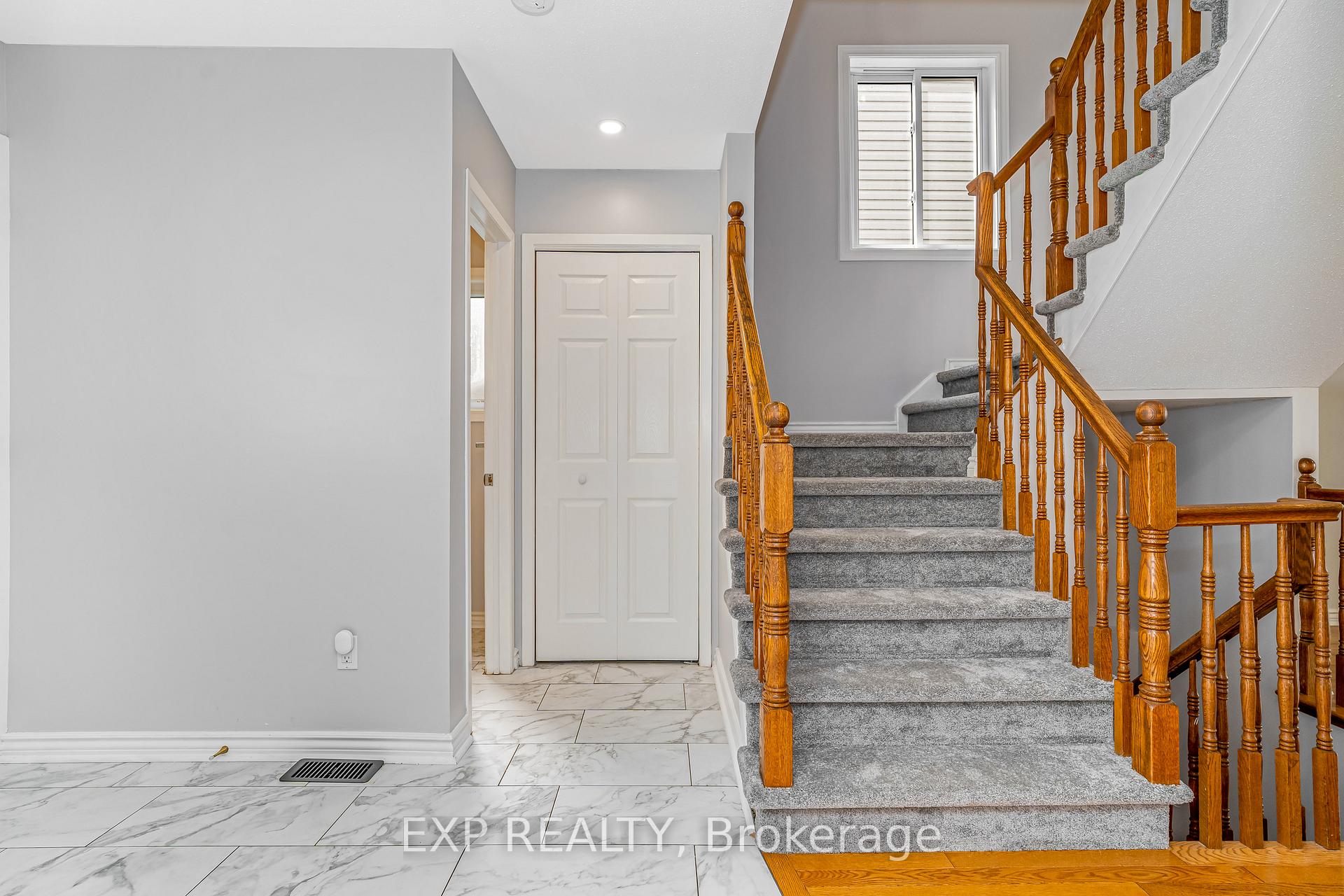 Photo 6 of 50 Saddle Crescent, Ottawa, Hunt Club Park — HOMEH