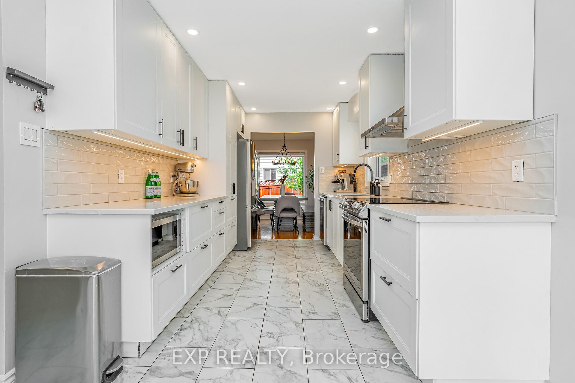 Photo 21 of 50 Saddle Crescent, Ottawa, Hunt Club Park — HOMEH