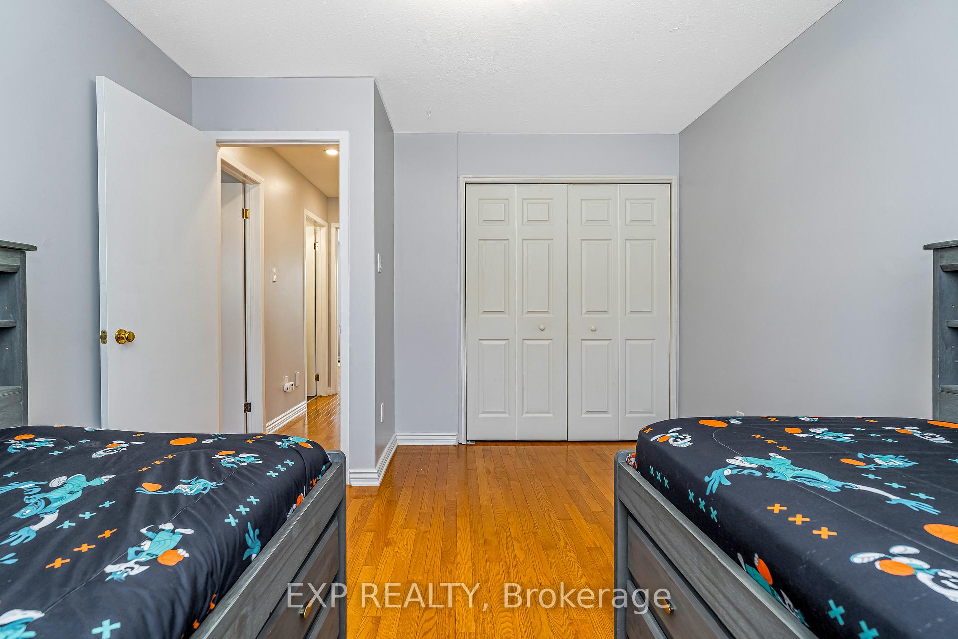 Photo 33 of 50 Saddle Crescent, Ottawa, Hunt Club Park — HOMEH