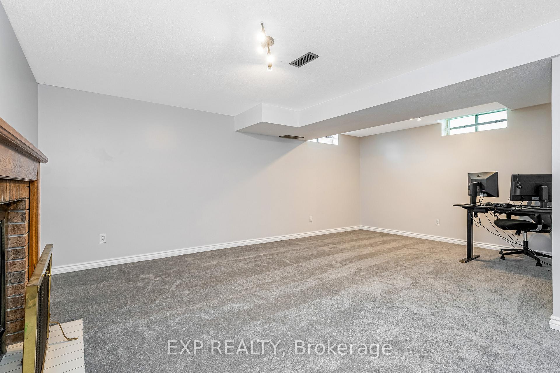 Photo 37 of 50 Saddle Crescent, Ottawa, Hunt Club Park — HOMEH